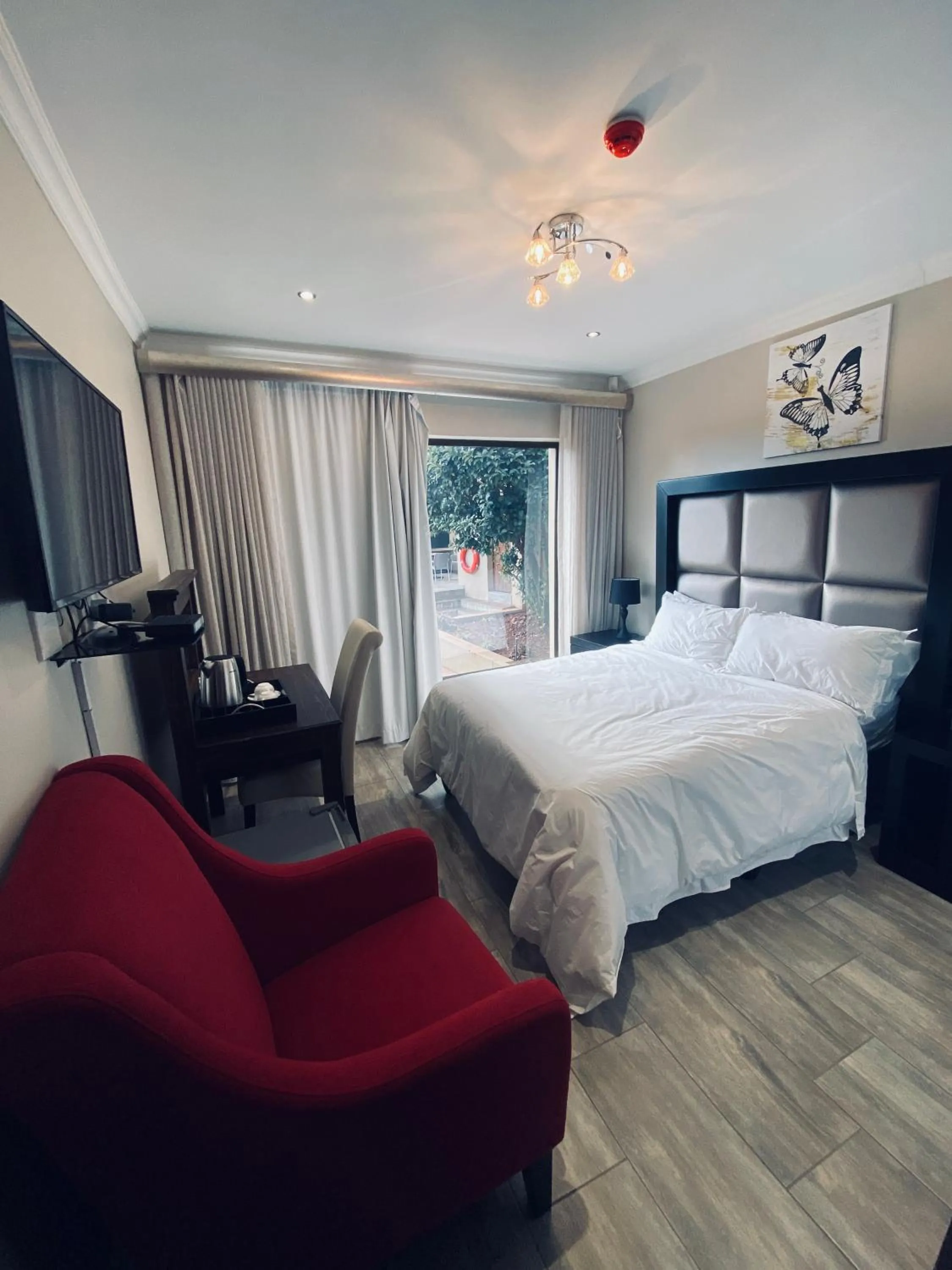 Photo of the whole room, Bed in RNB Guesthouse