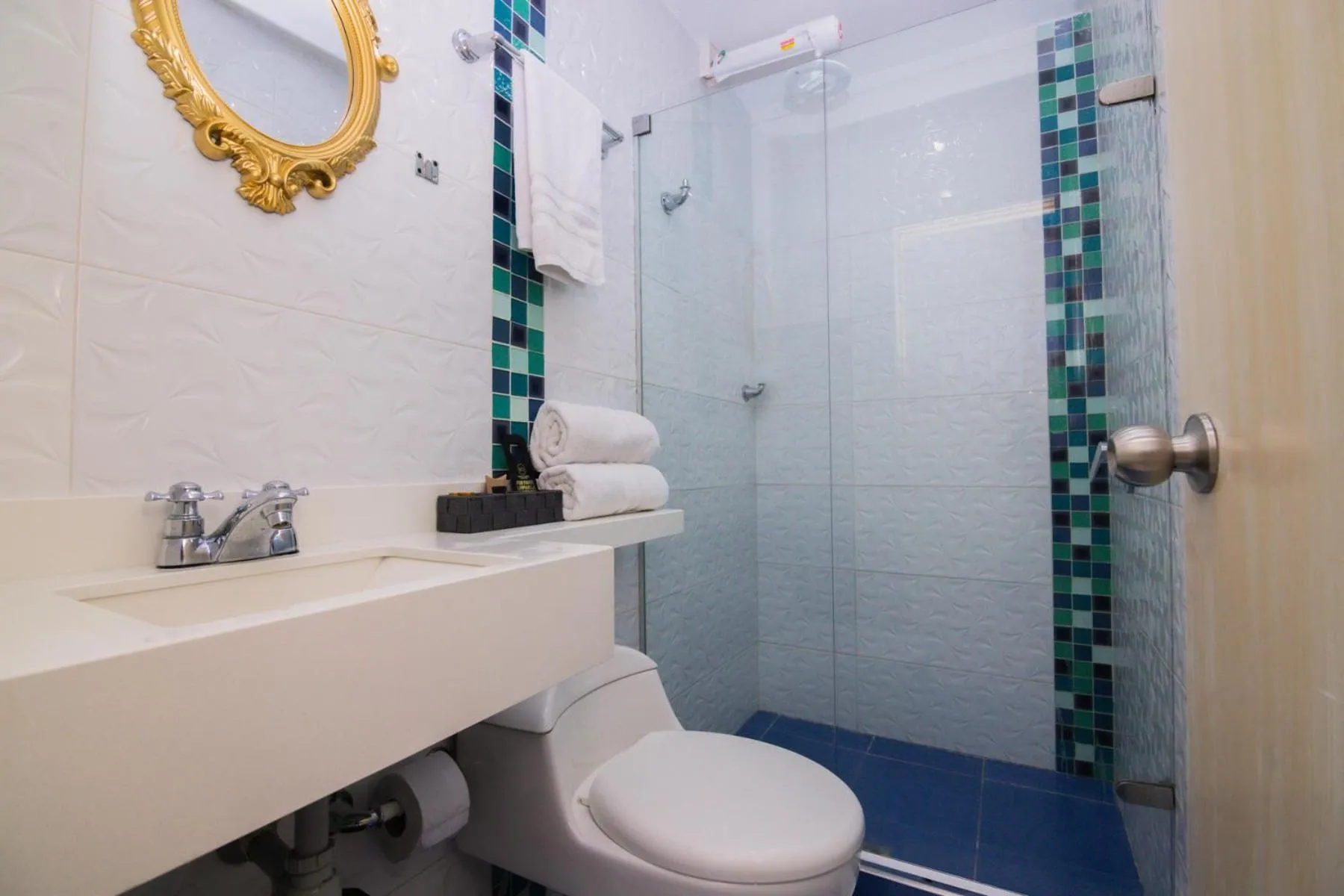 Bathroom in Hotel Gallery Cartagena