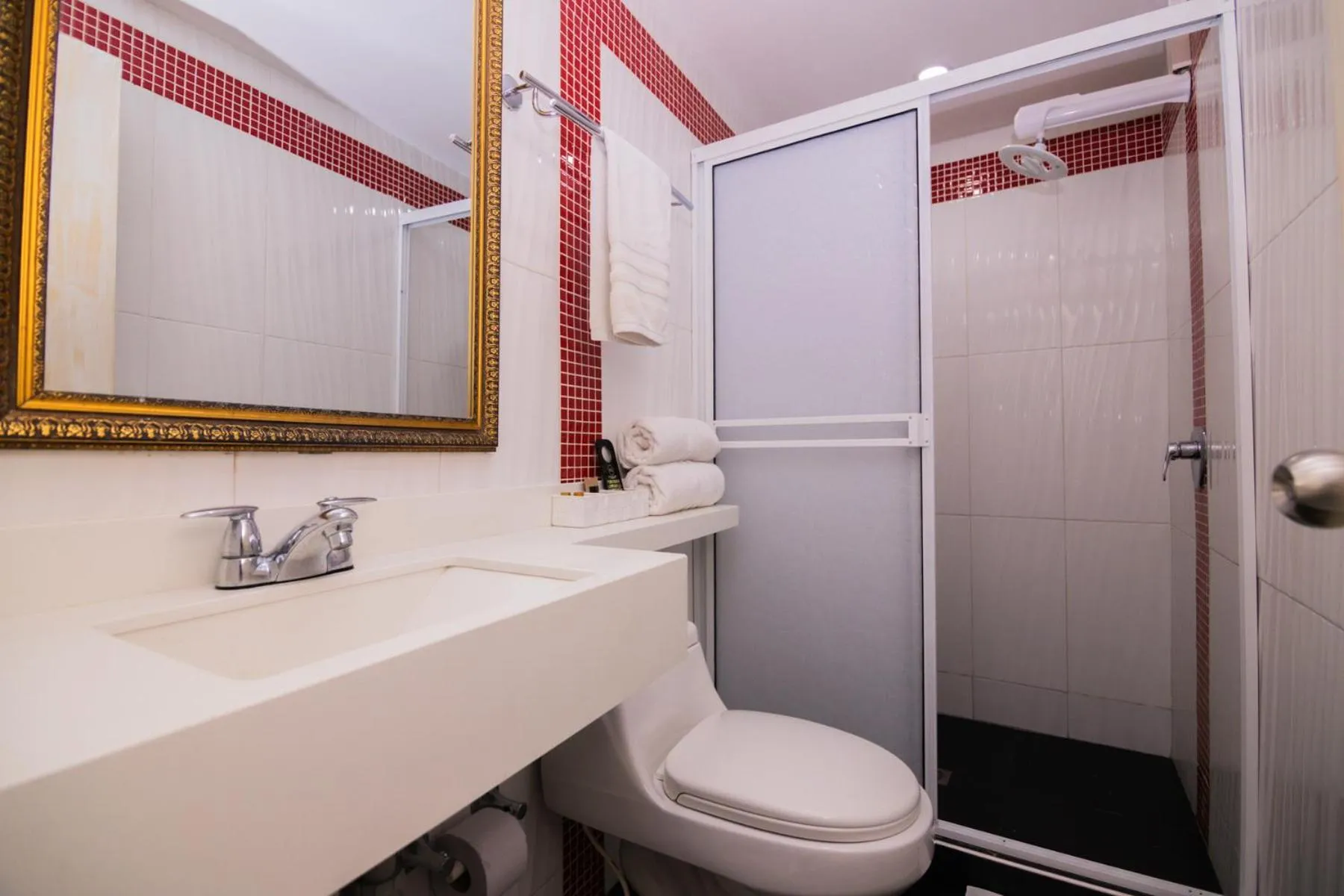 Bathroom in Hotel Gallery Cartagena