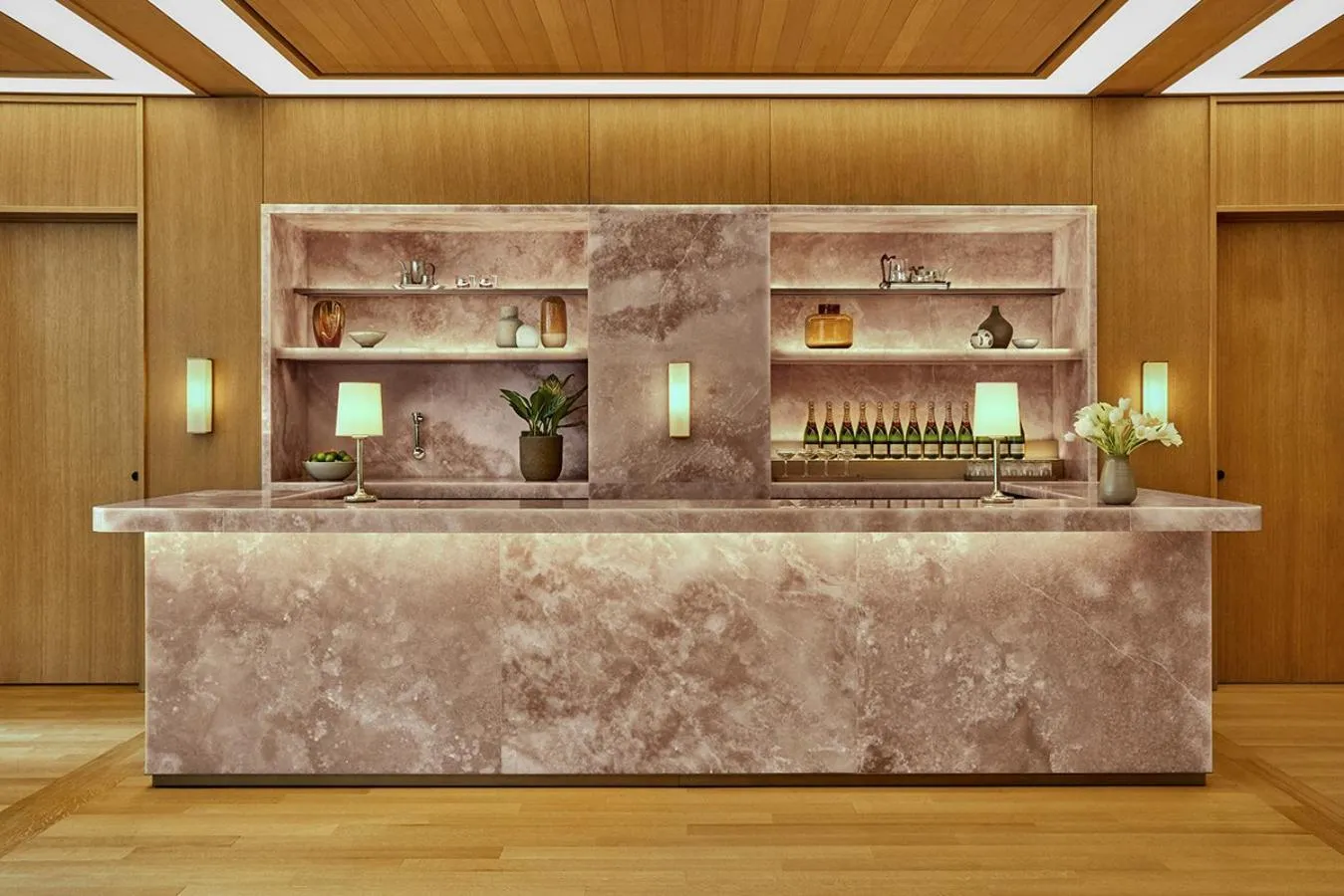 Lounge or bar in Pendry Manhattan West