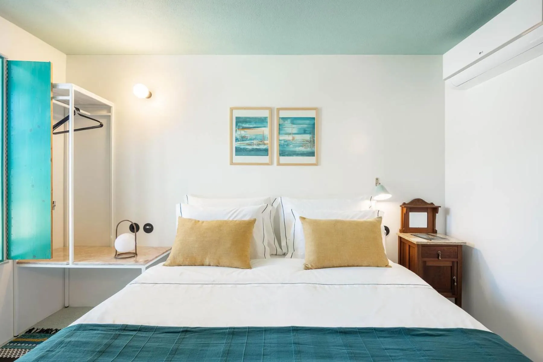 Bed in Covelo - The Original Rooms and Suites