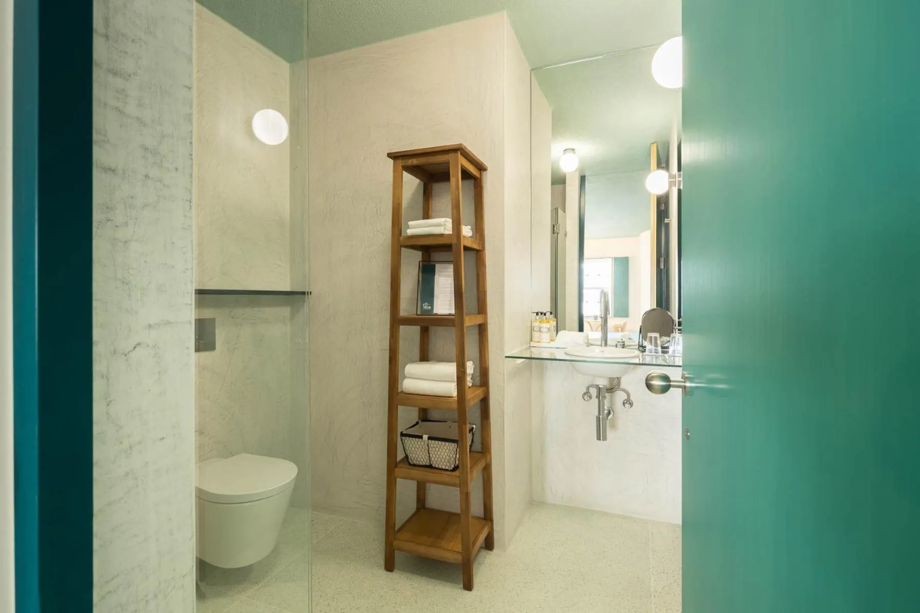 Bathroom in Covelo - The Original Rooms and Suites