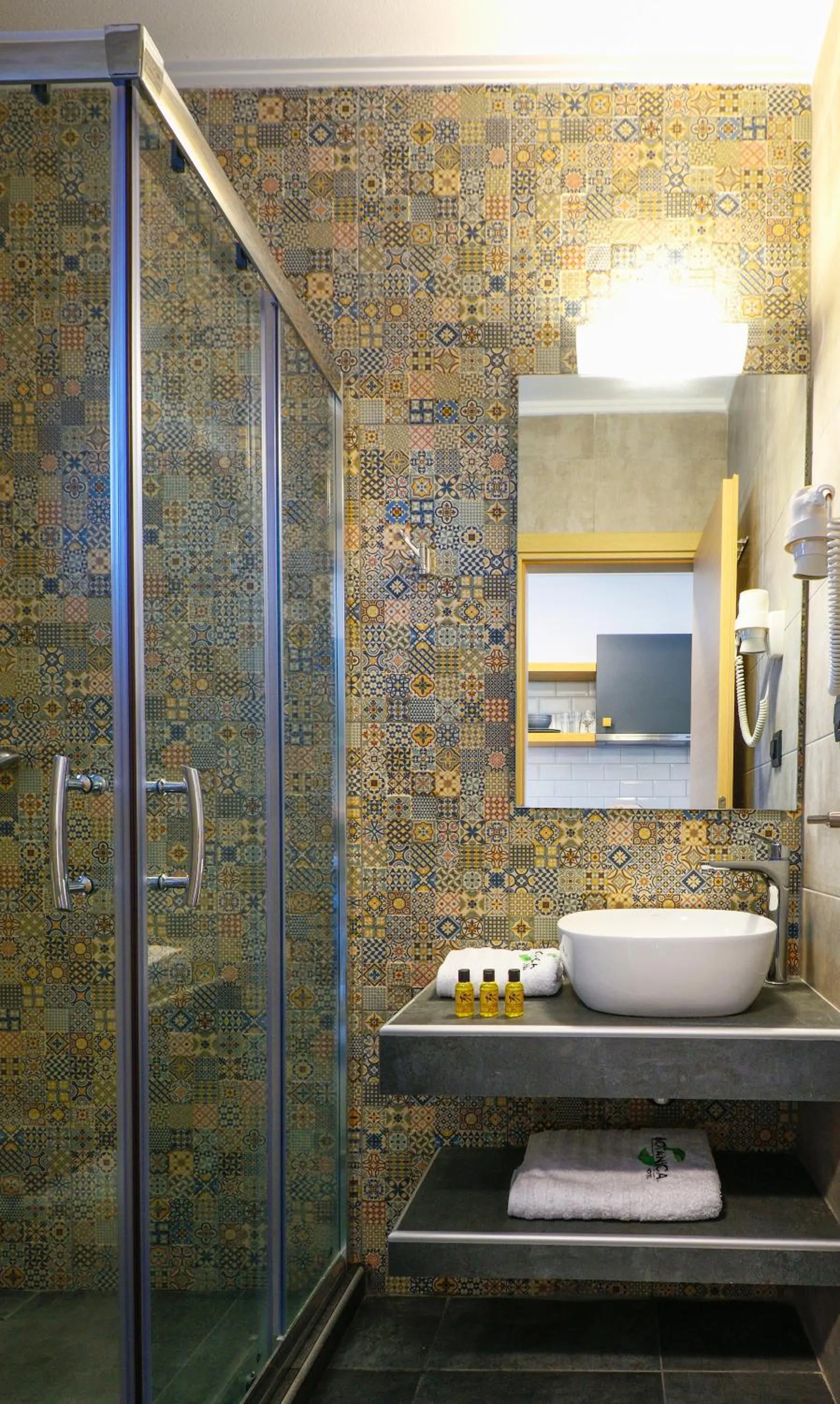 Botanica Luxury Suites