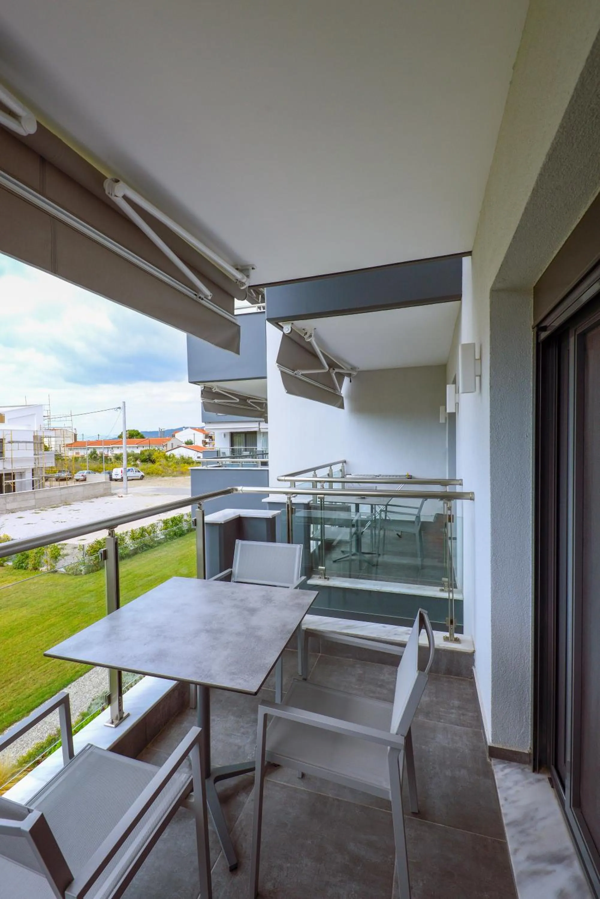 Double Room with Balcony (2 Adults + 1 Child) in Botanica Luxury Suites