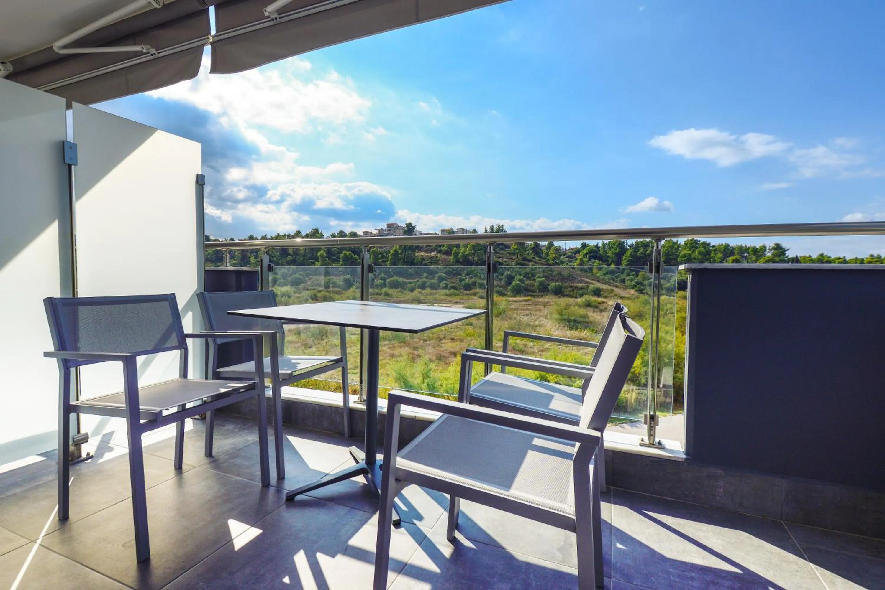 Botanica Luxury Suites