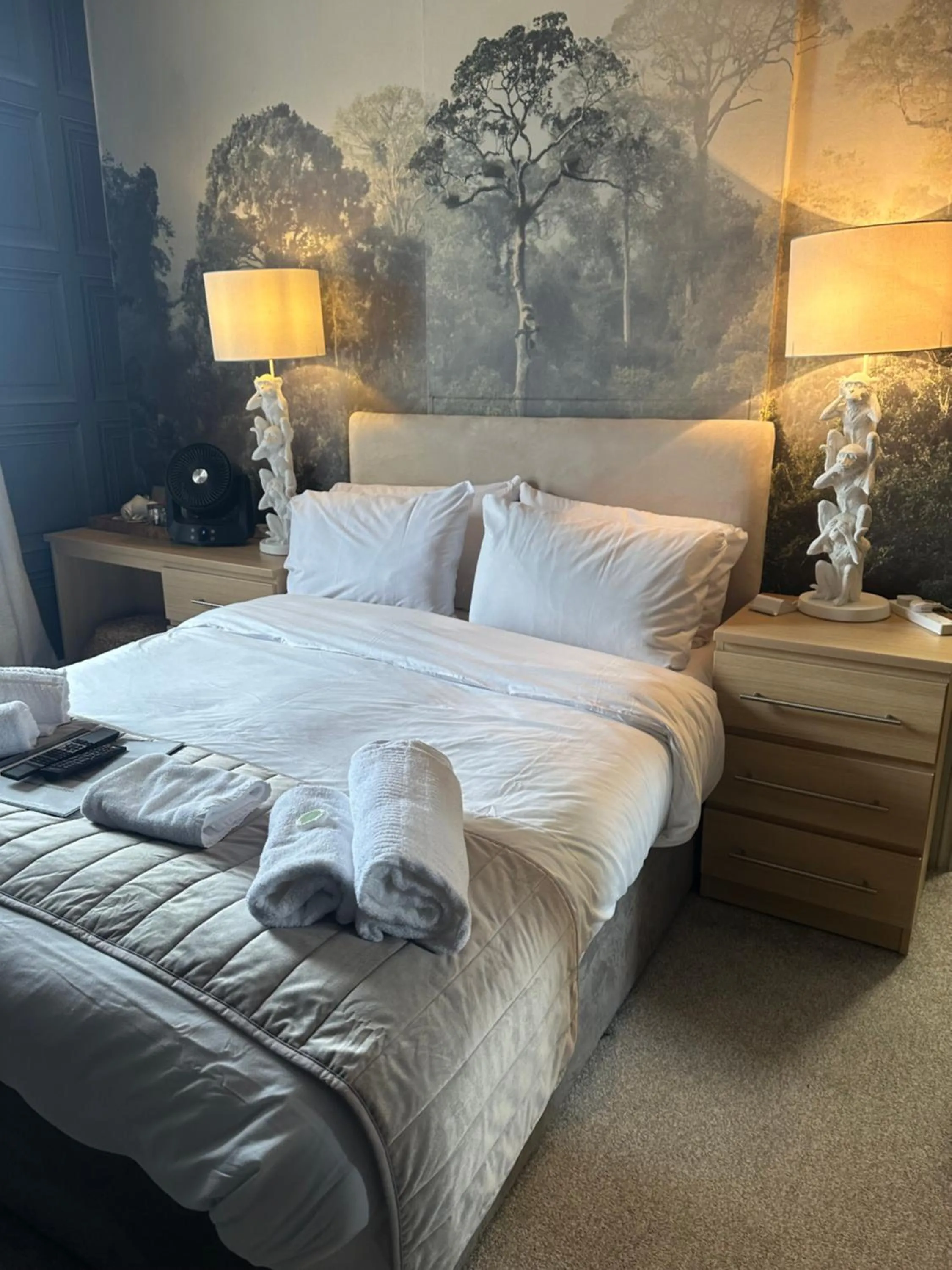 Bedroom, Bed in The Q Hotel