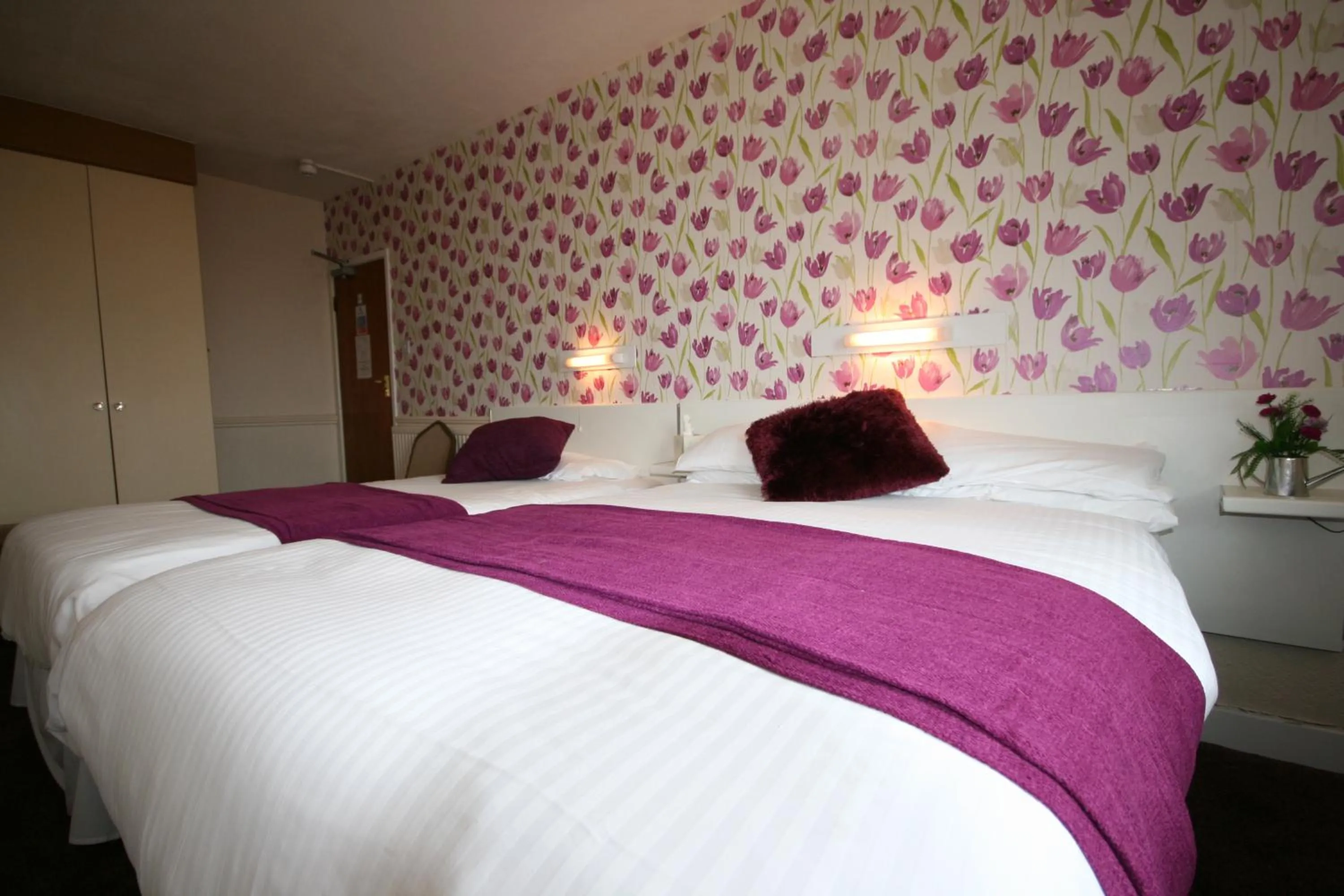 Bedroom, Bed in The Blenheim Mount Hotel