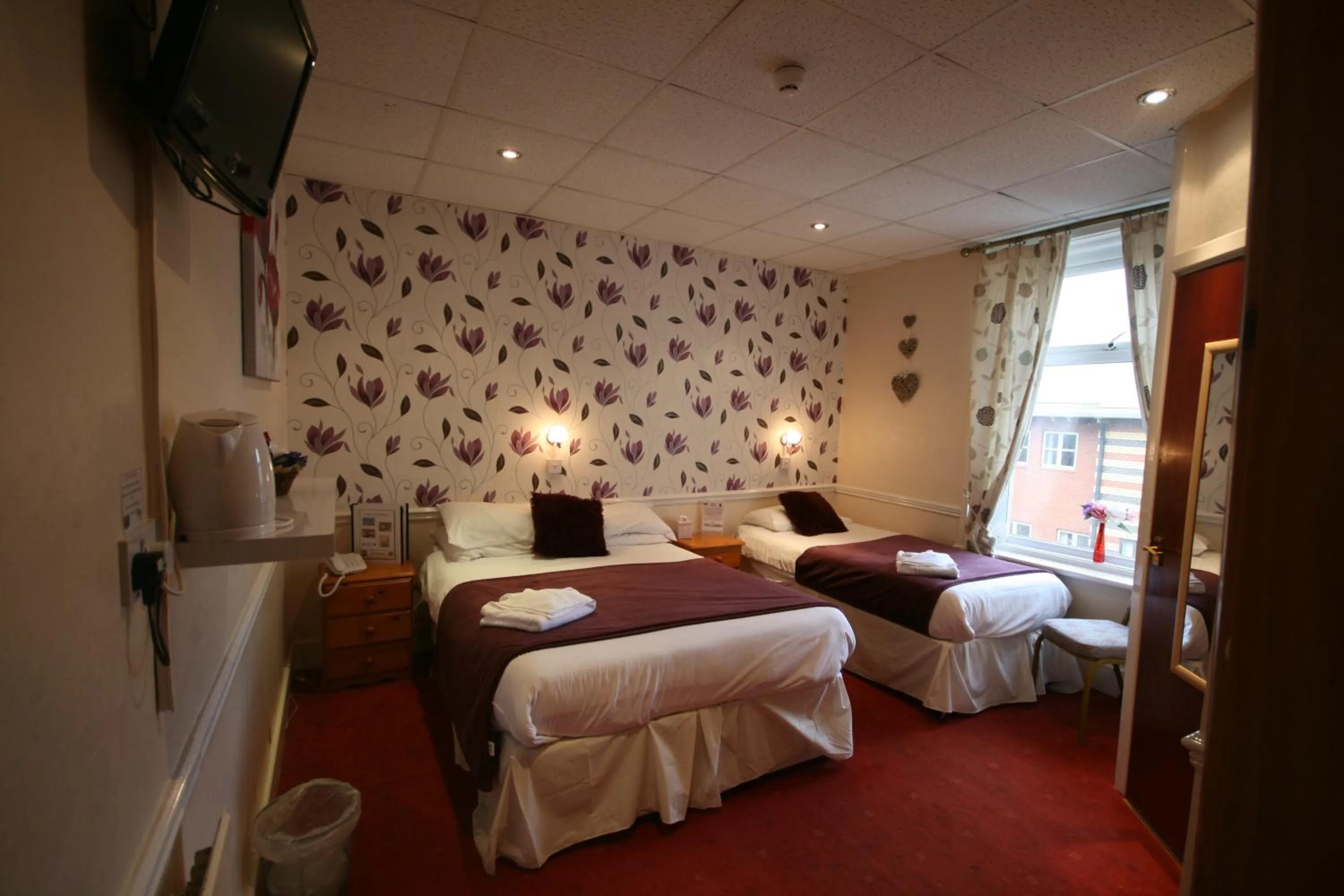 Bedroom, Bed in The Blenheim Mount Hotel