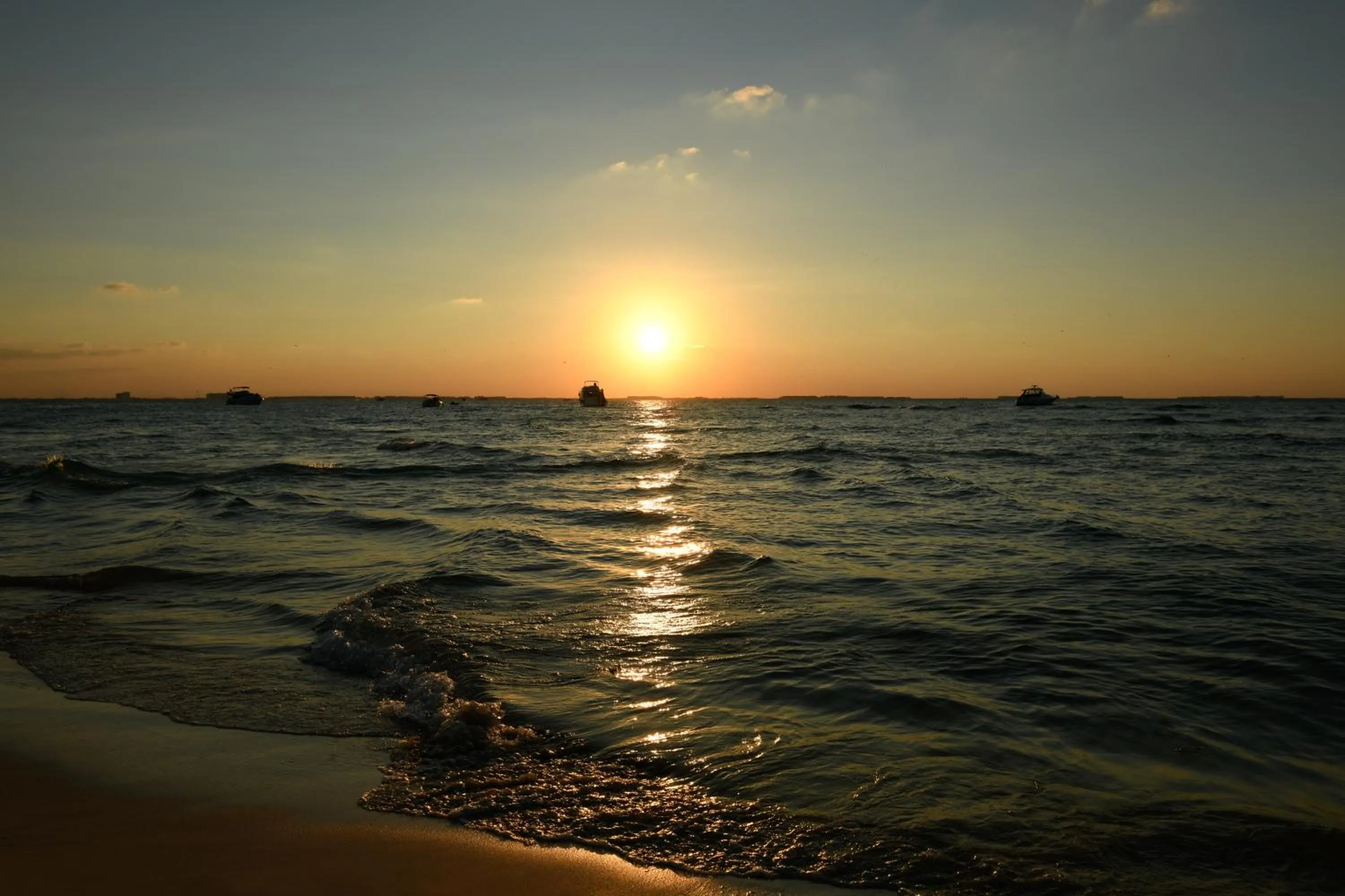 Sunset in Casa del Jaguar Beach Hotel