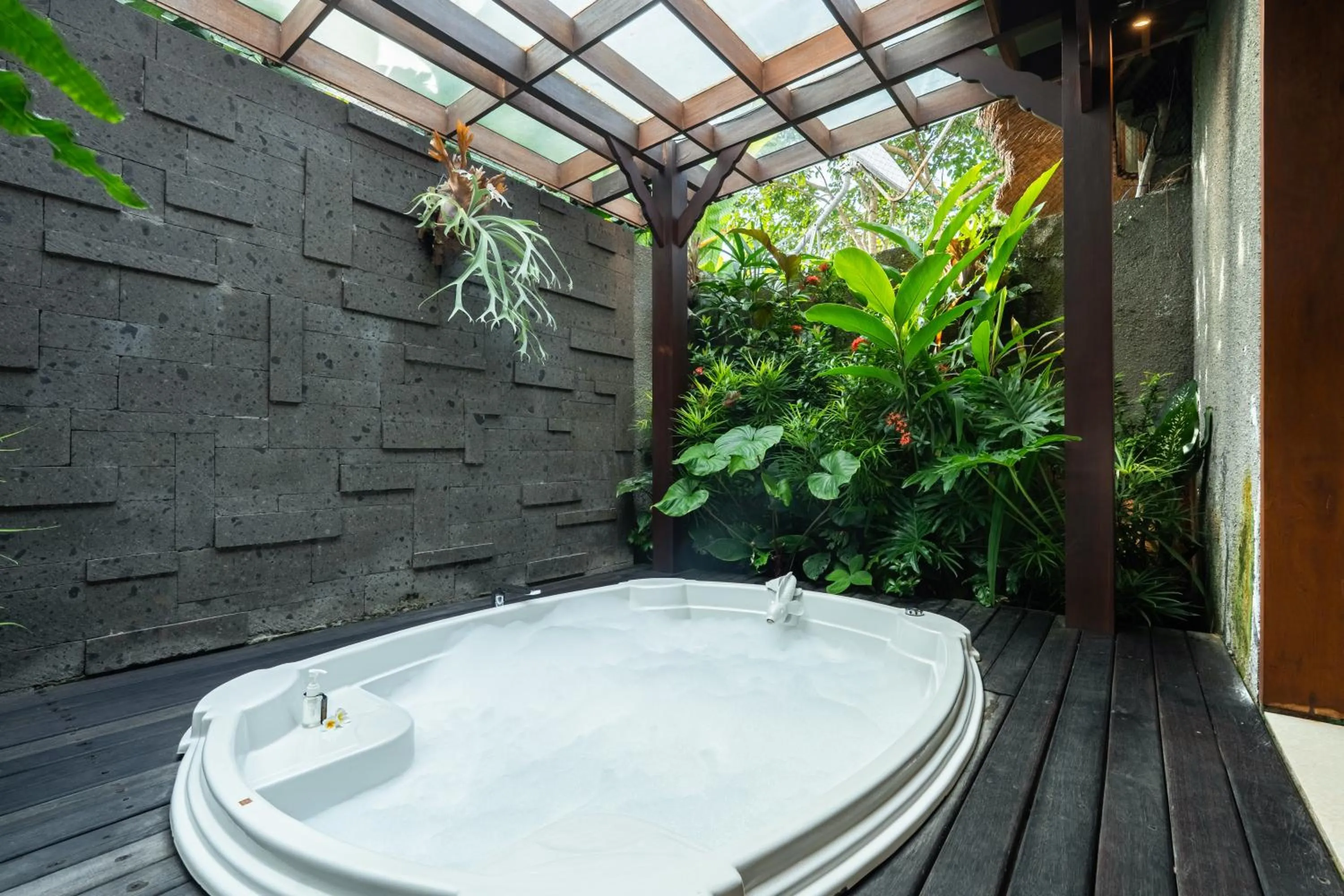 Garden in Puri Andong Villa