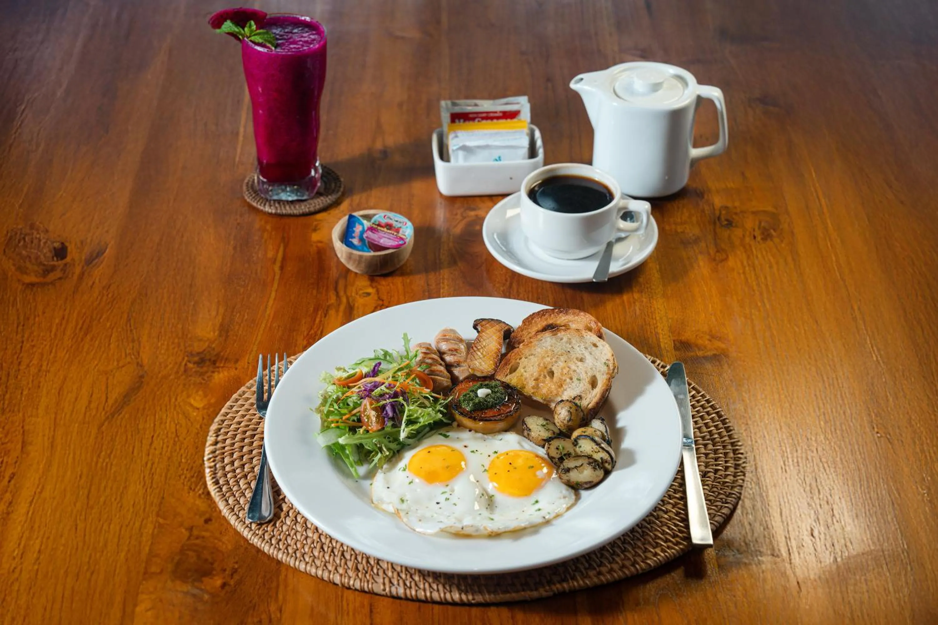 Breakfast in Puri Andong Villa