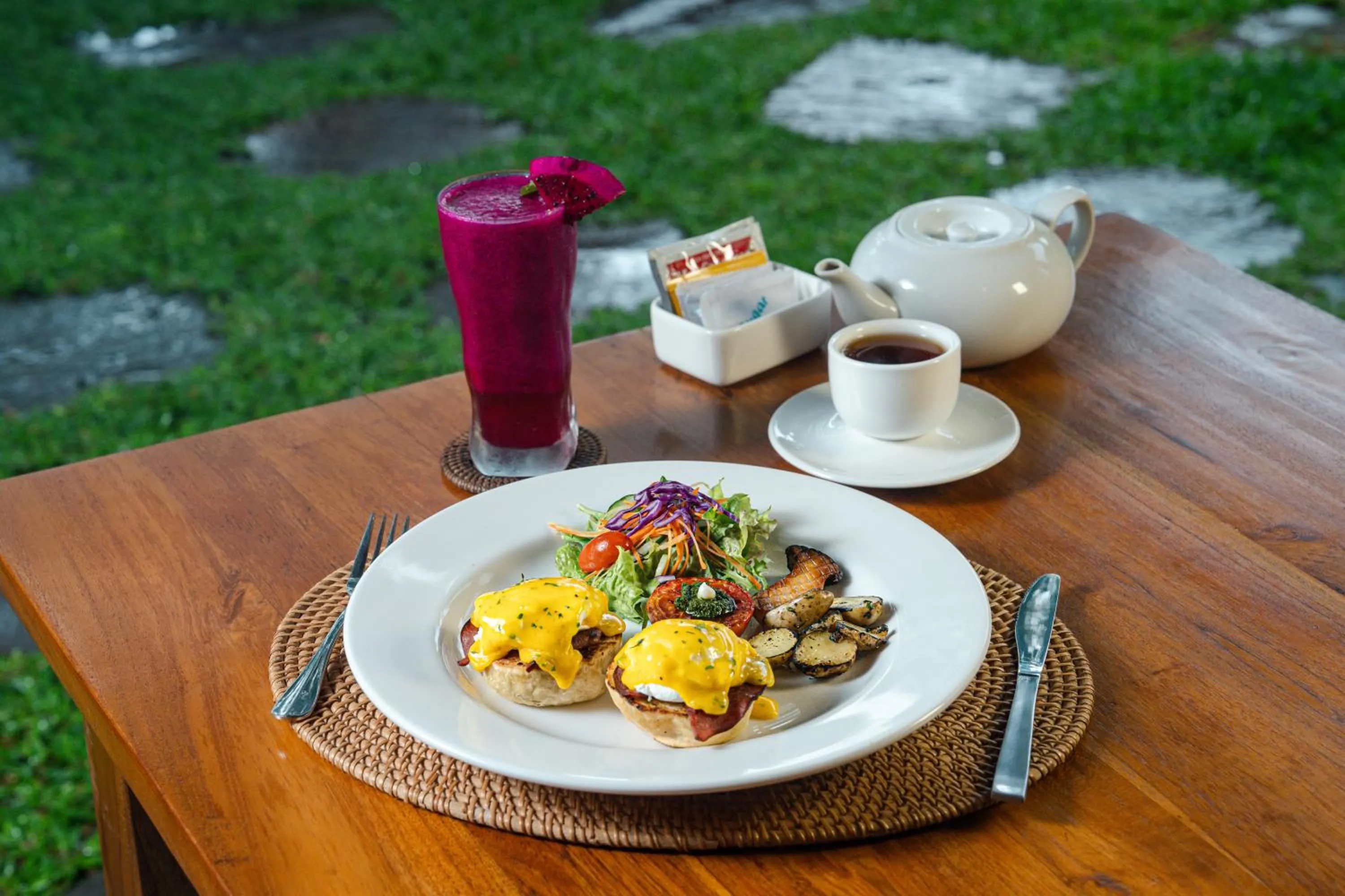 Breakfast in Puri Andong Villa