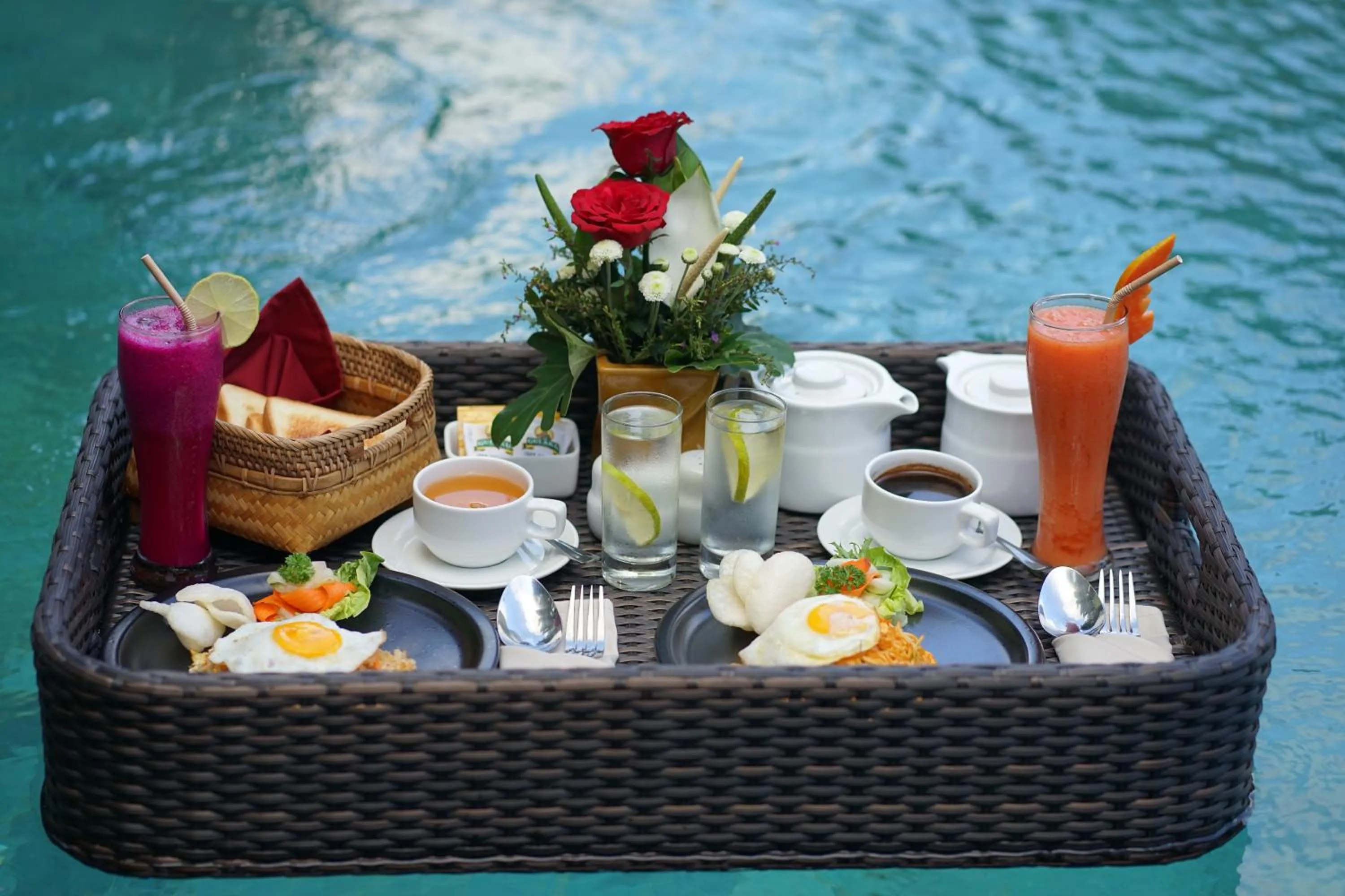 Food and drinks in Puri Andong Villa