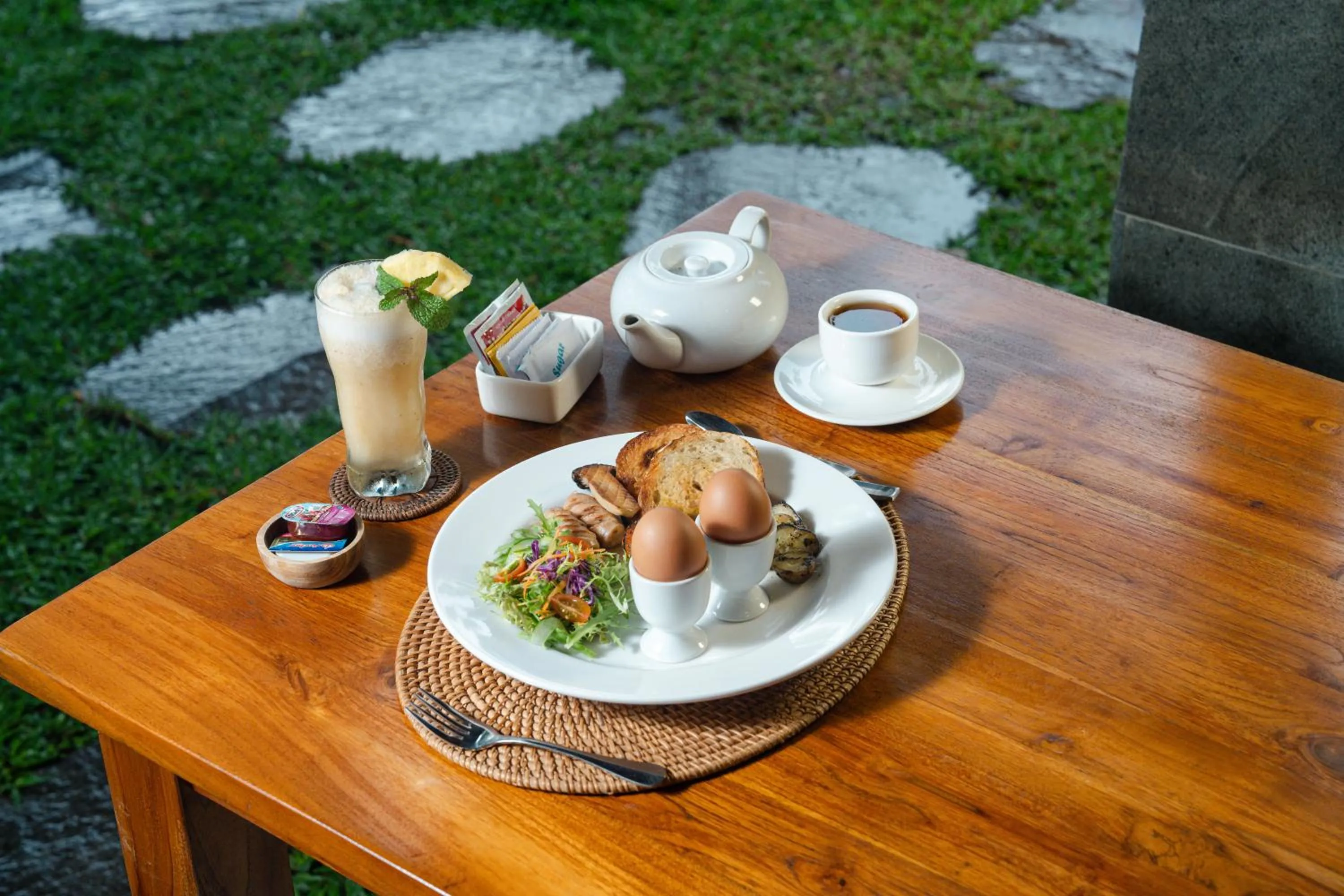 Breakfast in Puri Andong Villa