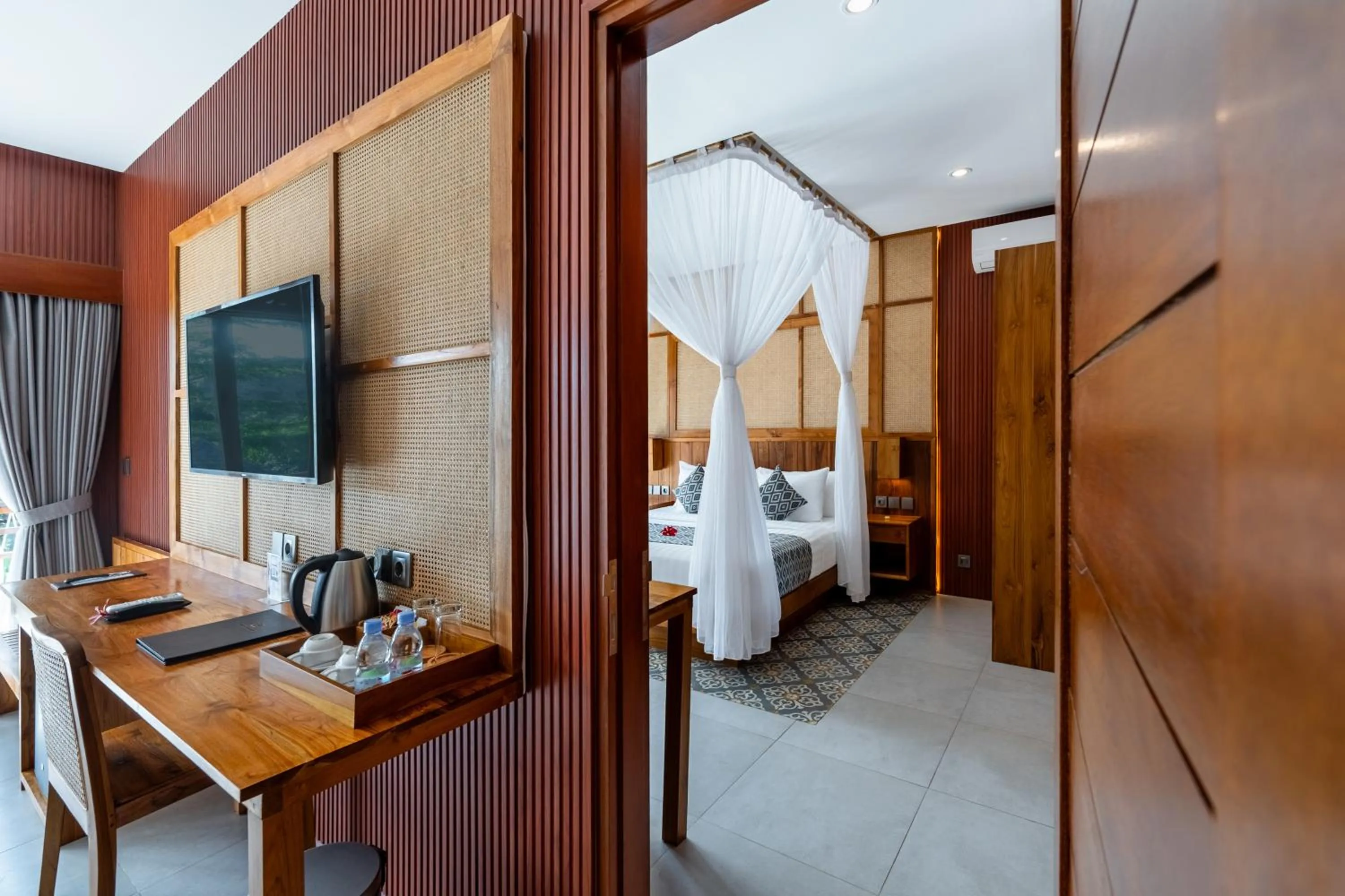 TV and multimedia, Bed in Puri Andong Villa