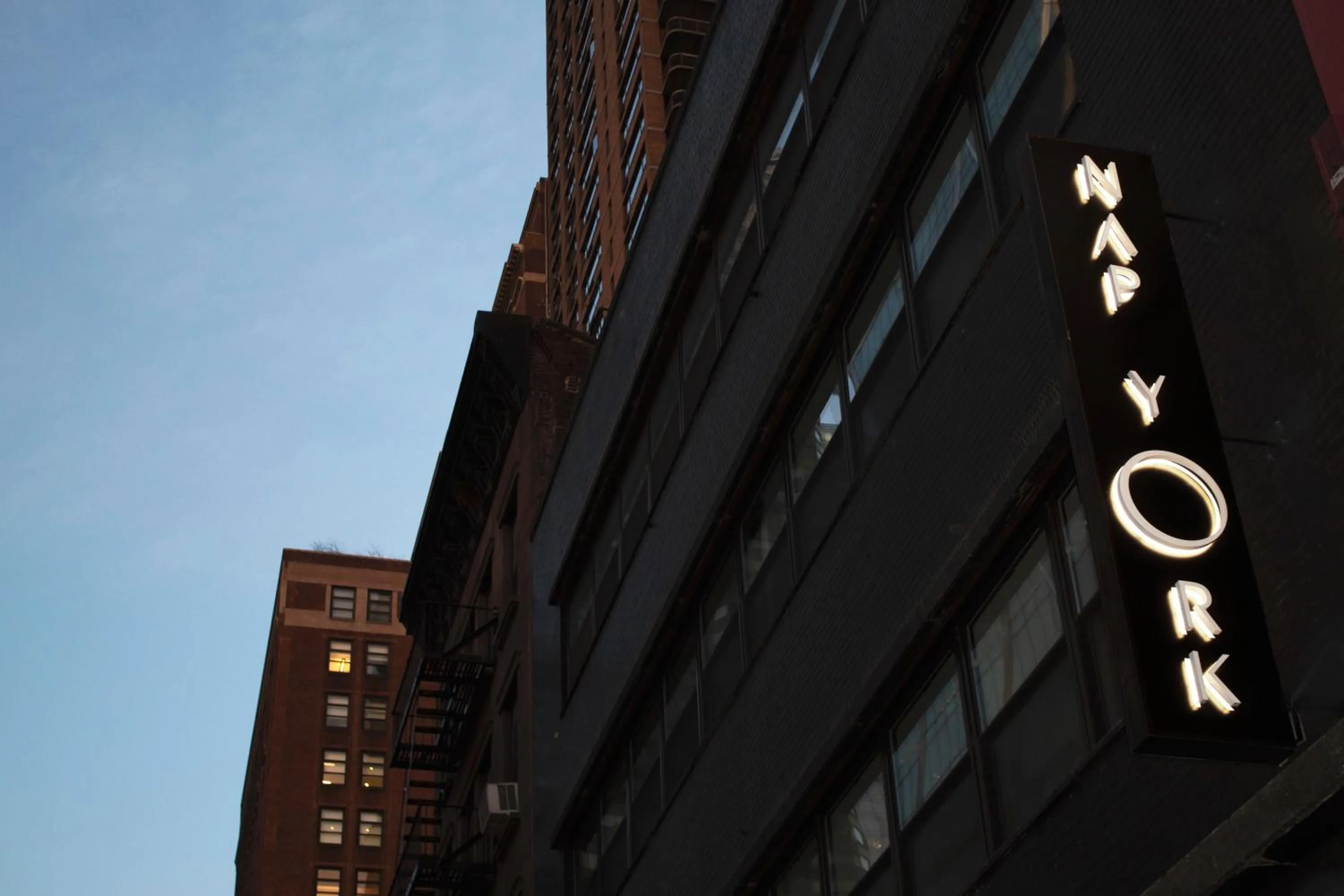 Property building in Nap York Central Park Sleep Station