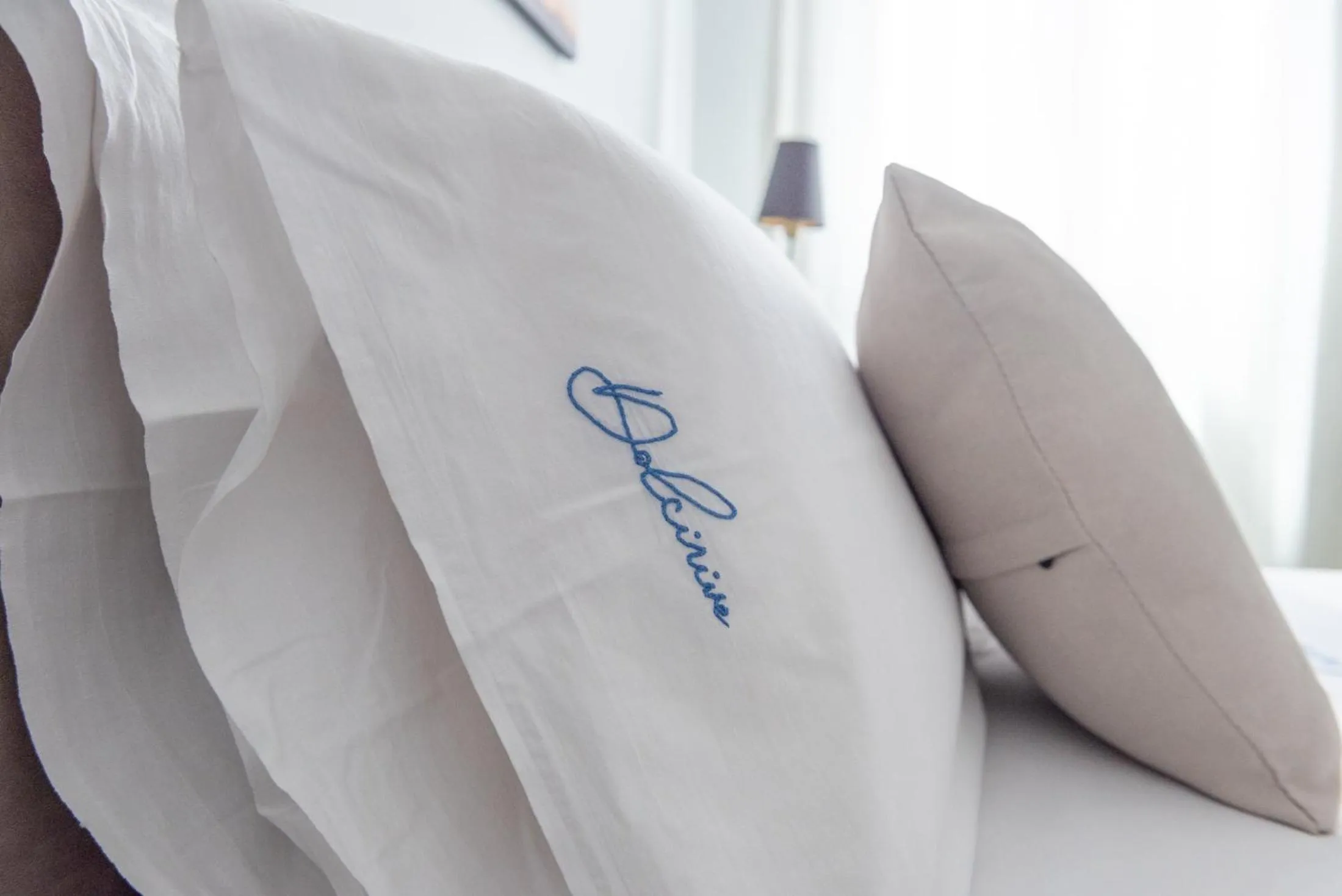 Decorative detail, Bed in Dolcirive B&B - Porto Cesareo