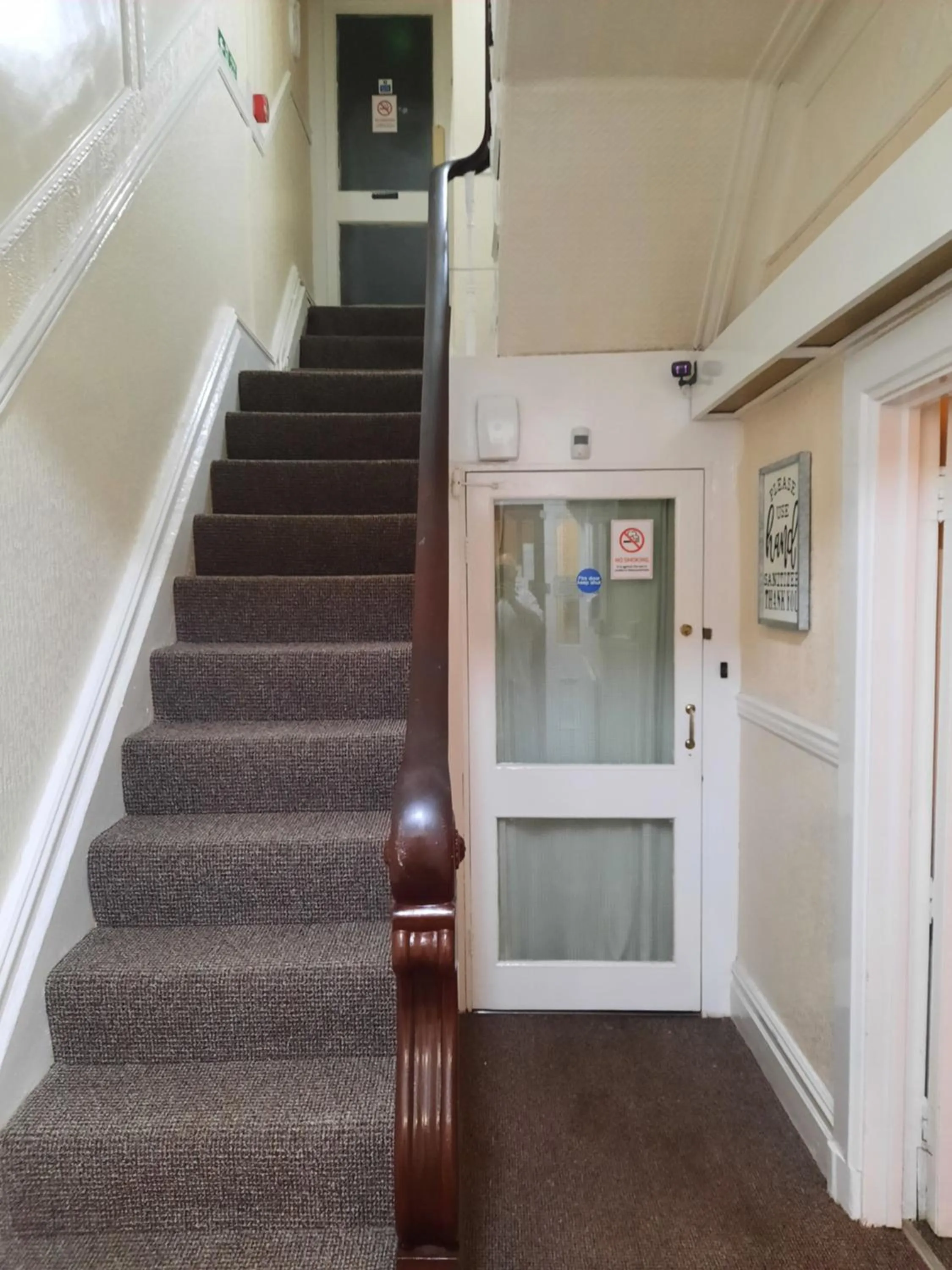 Property building in Lynwood Hotel