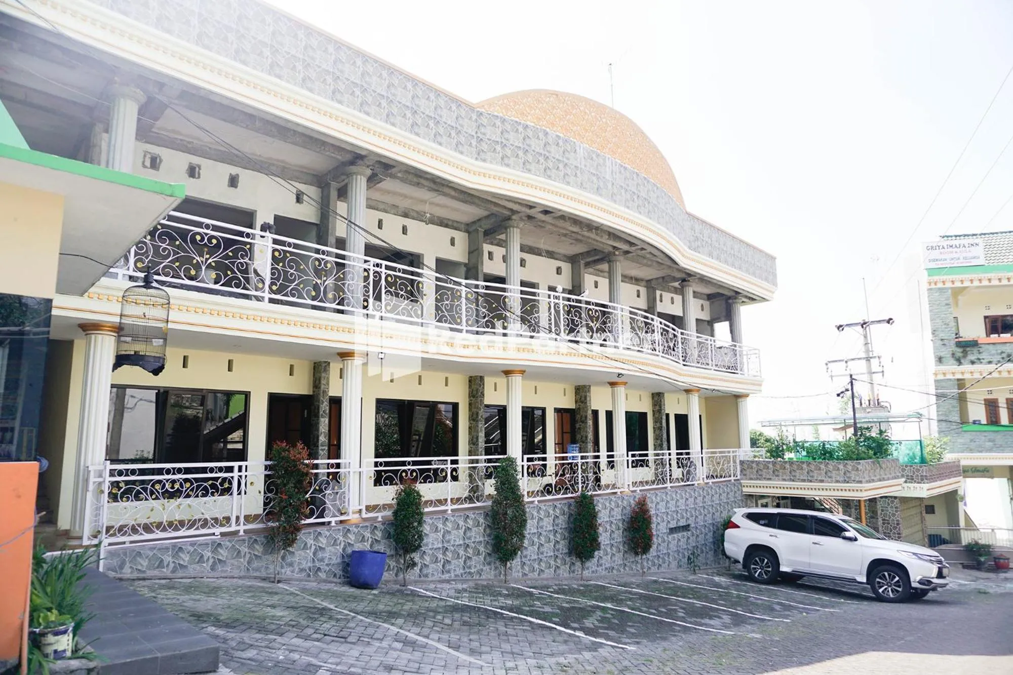 Property building in Griya Imafa Inn RedPartner near Jatim Park 2