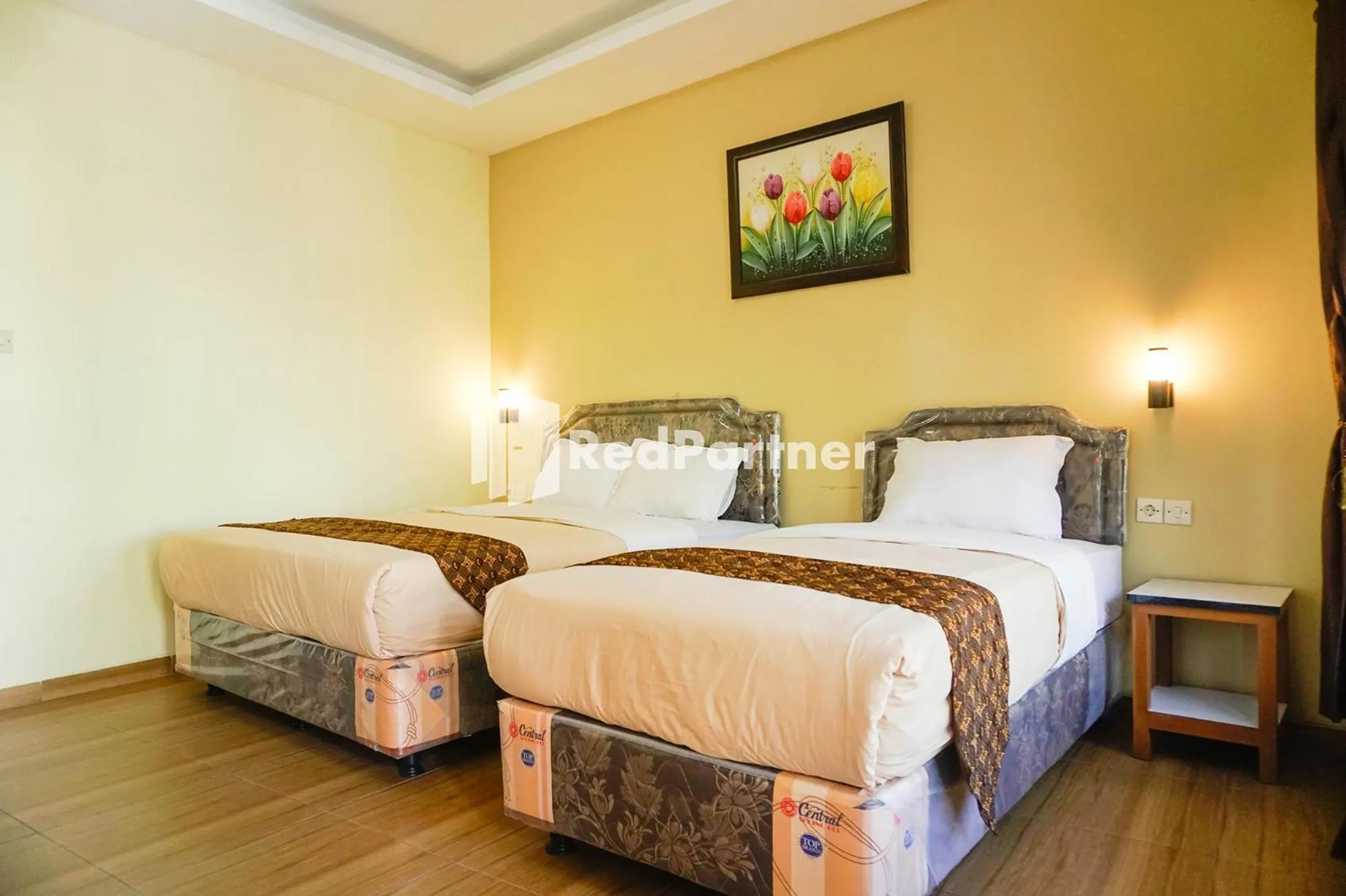 Bed in Griya Imafa Inn RedPartner near Jatim Park 2