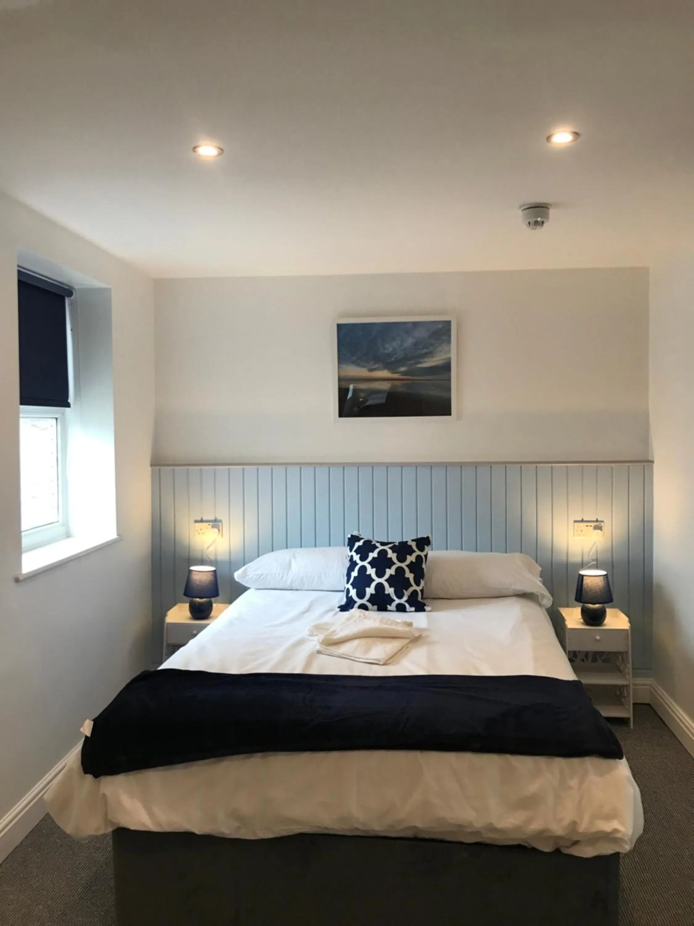 Bed in The Wellington House Hotel