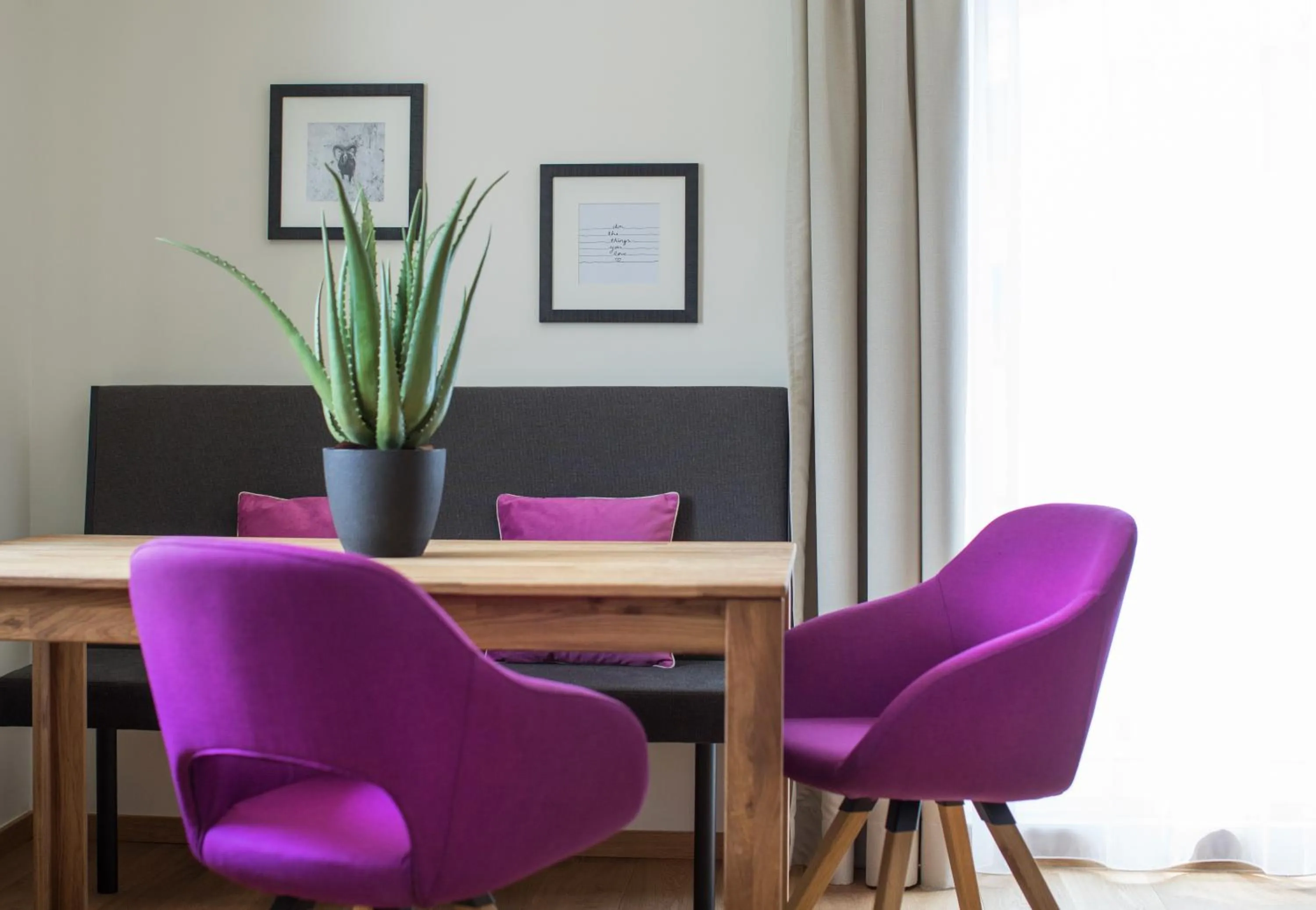 Dining area in HEITZMANN - Hotel & Rooftop