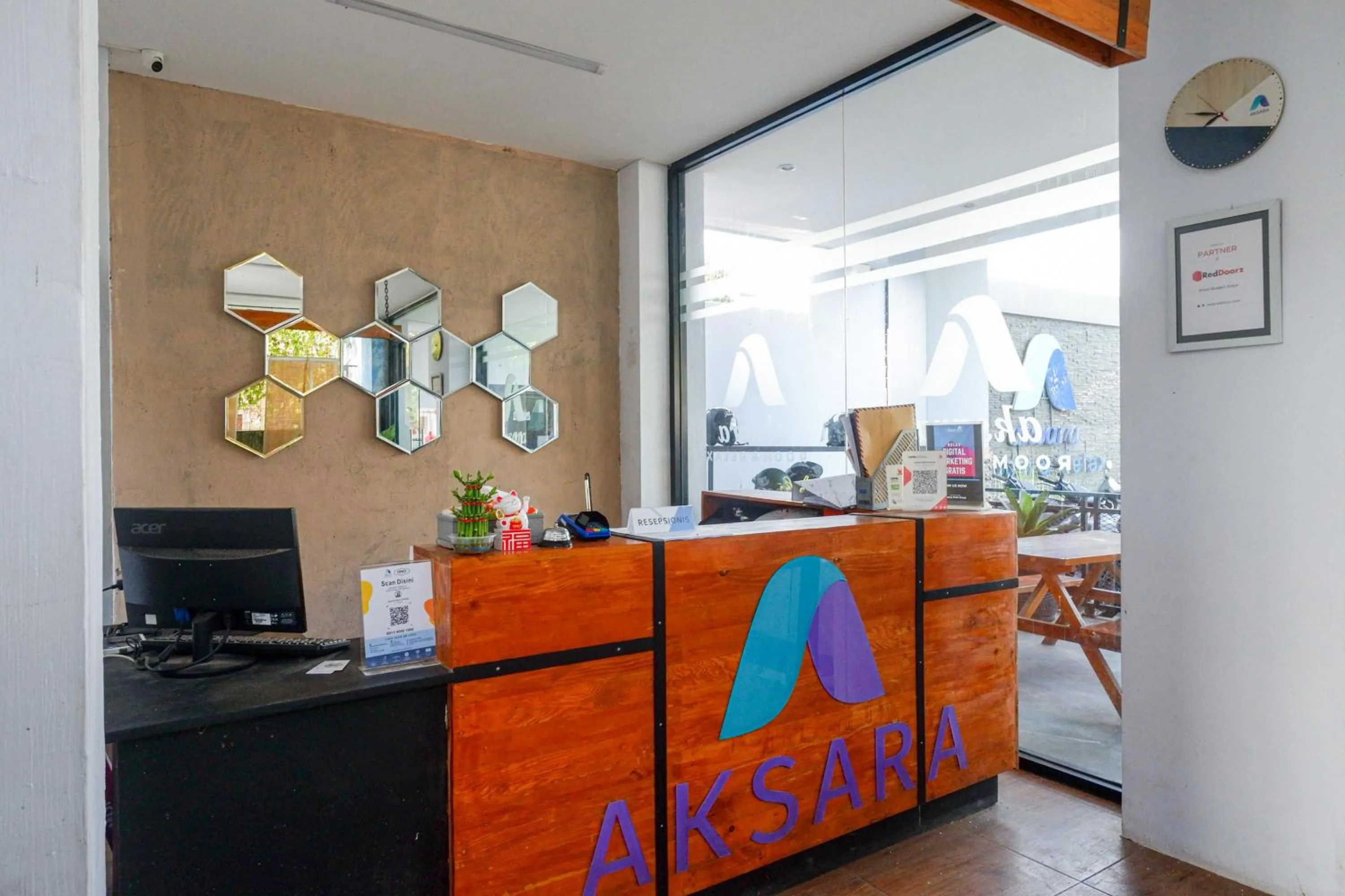 Lobby or reception in RedDoorz near Universitas Muhammadiyah Purwokerto 2