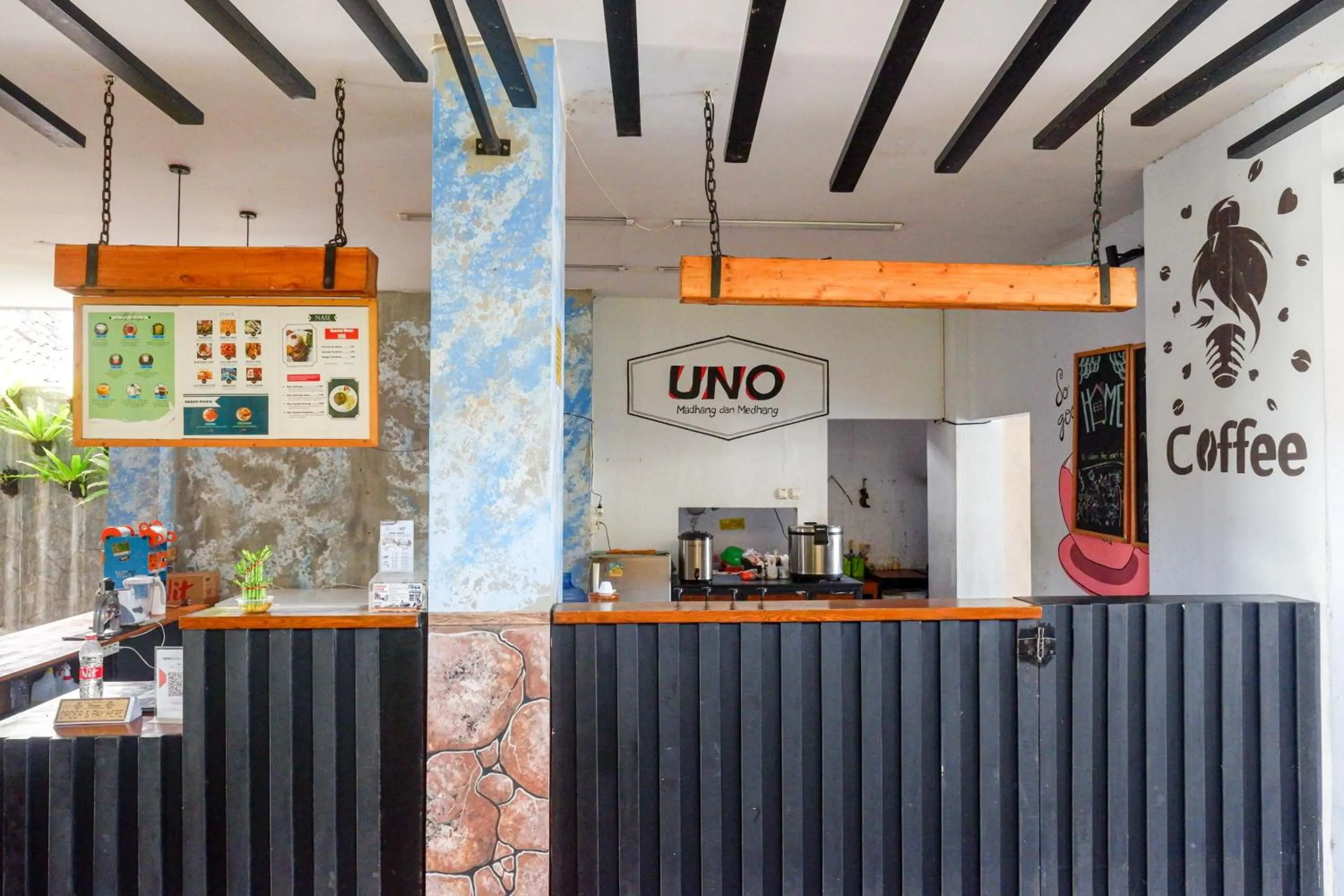 Restaurant/places to eat in RedDoorz near Universitas Muhammadiyah Purwokerto 2