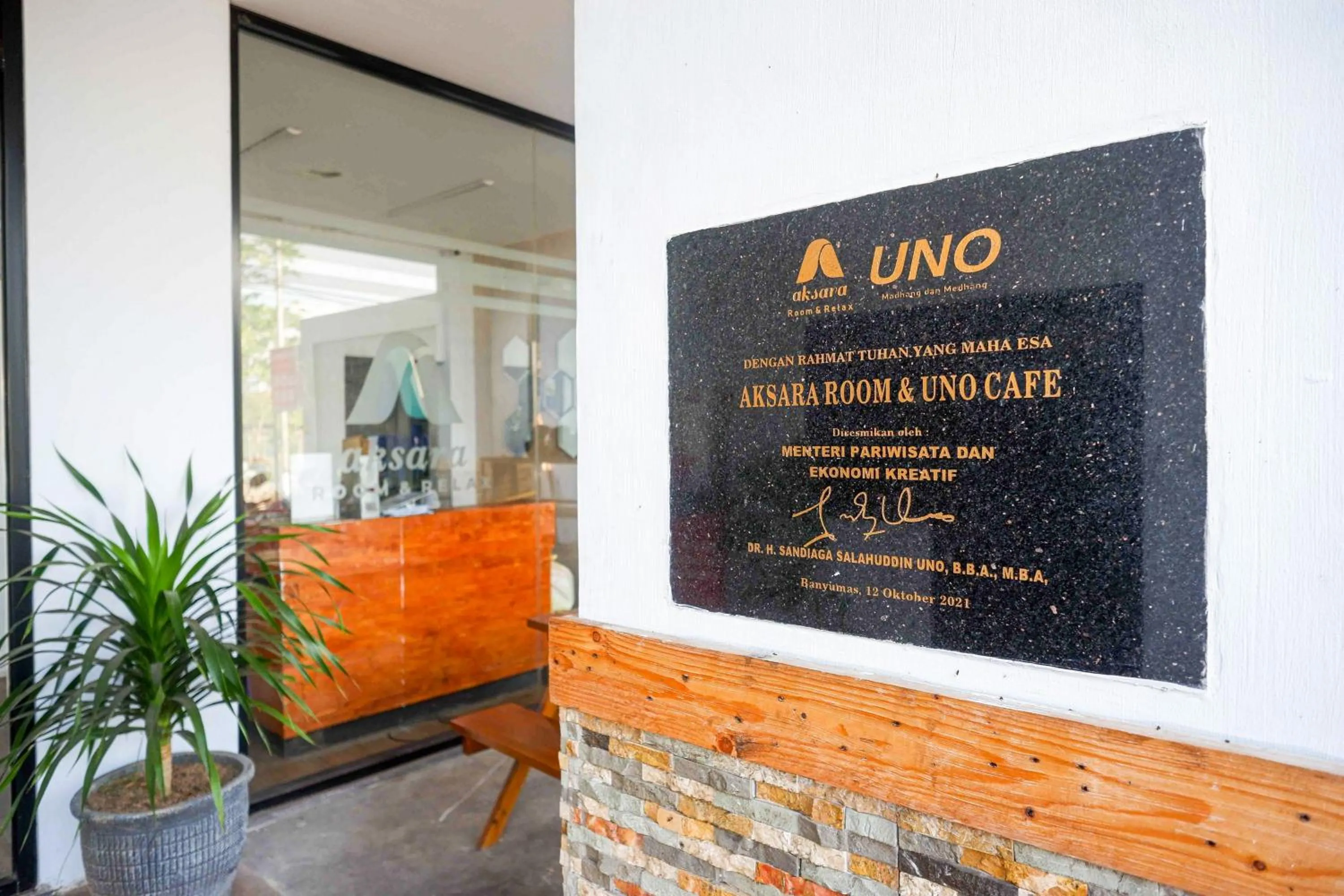 Property logo or sign in RedDoorz near Universitas Muhammadiyah Purwokerto 2