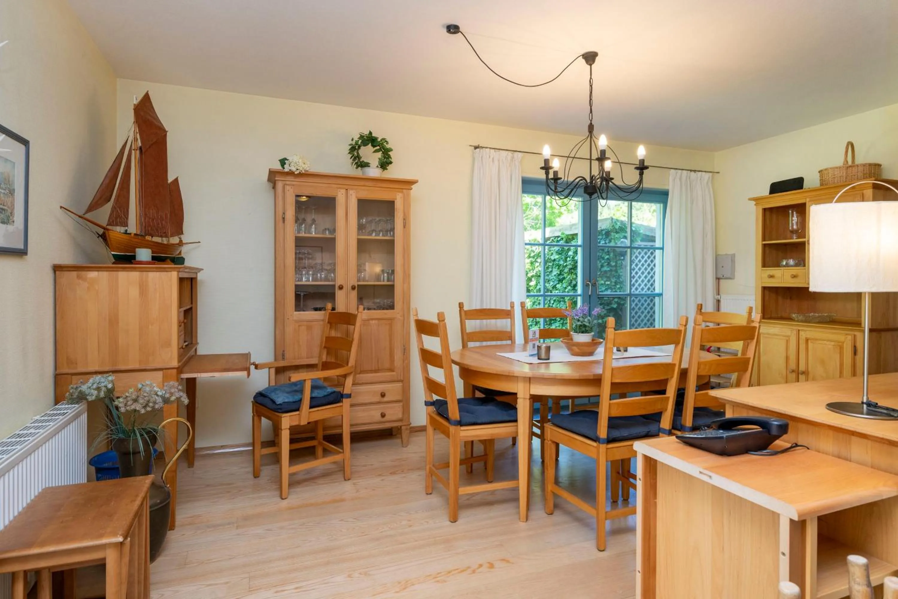 Living room in Ferienpark Freesenbruch Doppelhaushälfte 12a - Steuerrad