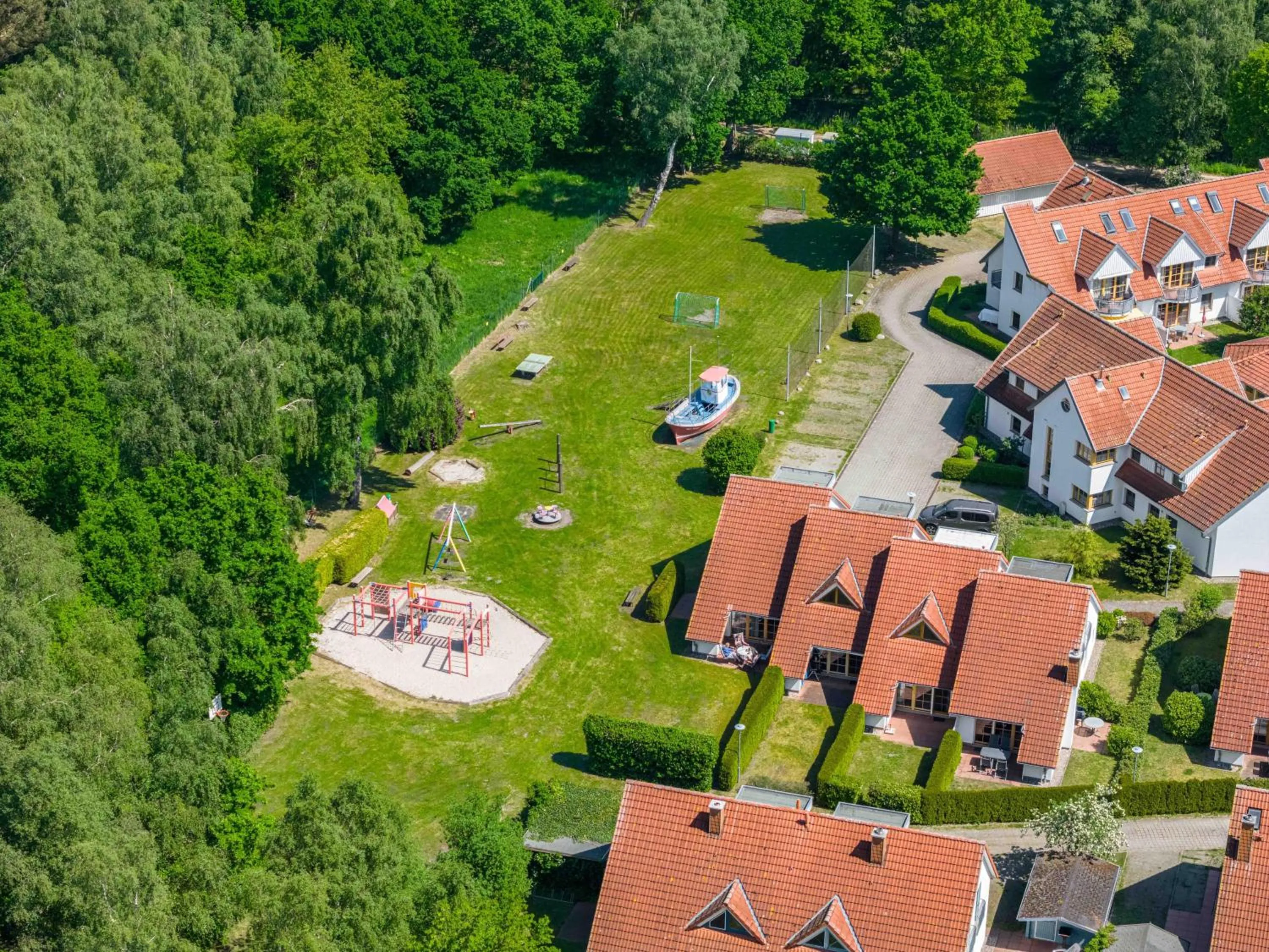 Bird's eye view in Ferienpark Freesenbruch Doppelhaushälfte 12a - Steuerrad