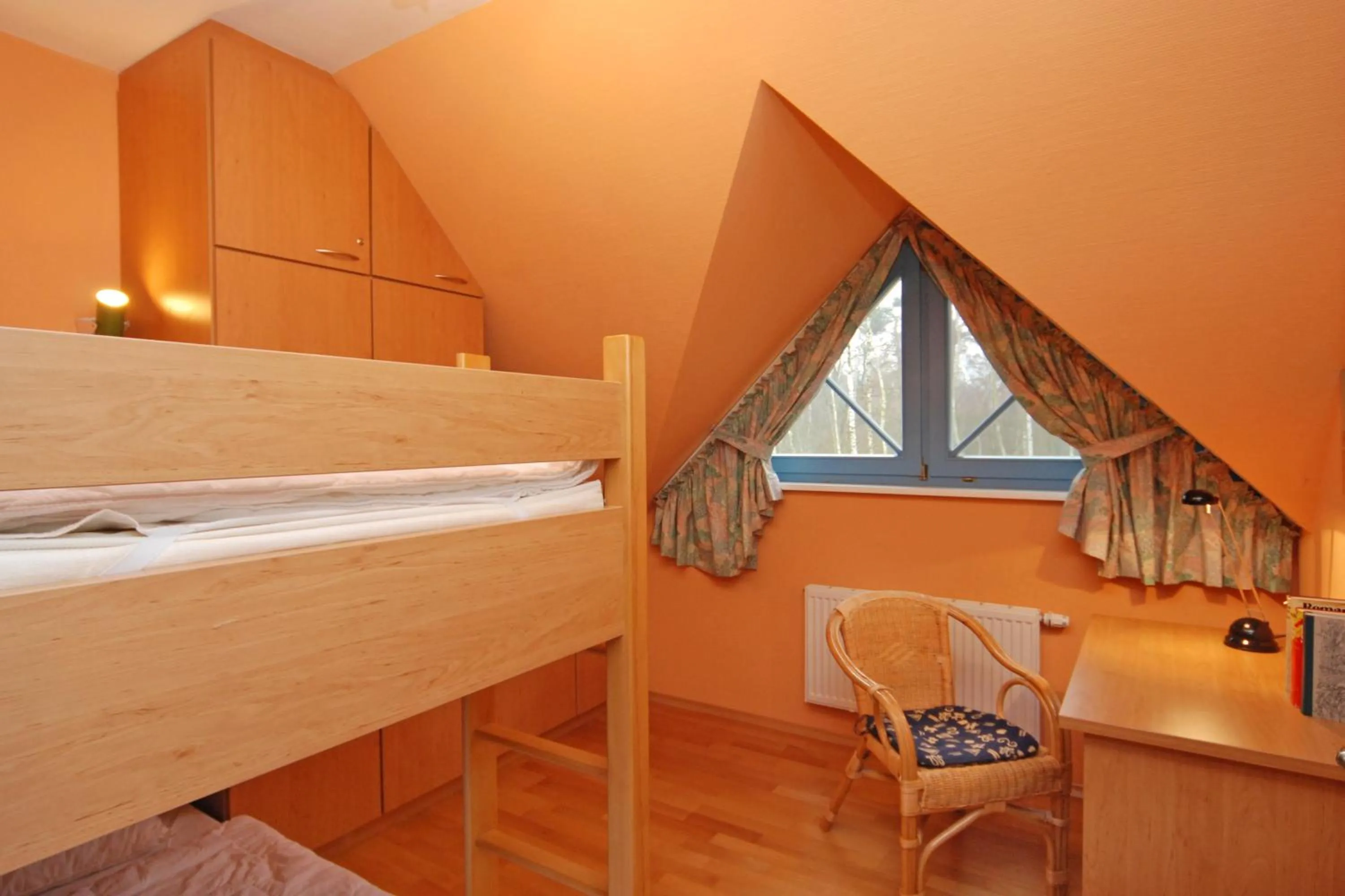Bedroom, Bed in Ferienpark Freesenbruch Doppelhaushälfte 12a - Steuerrad