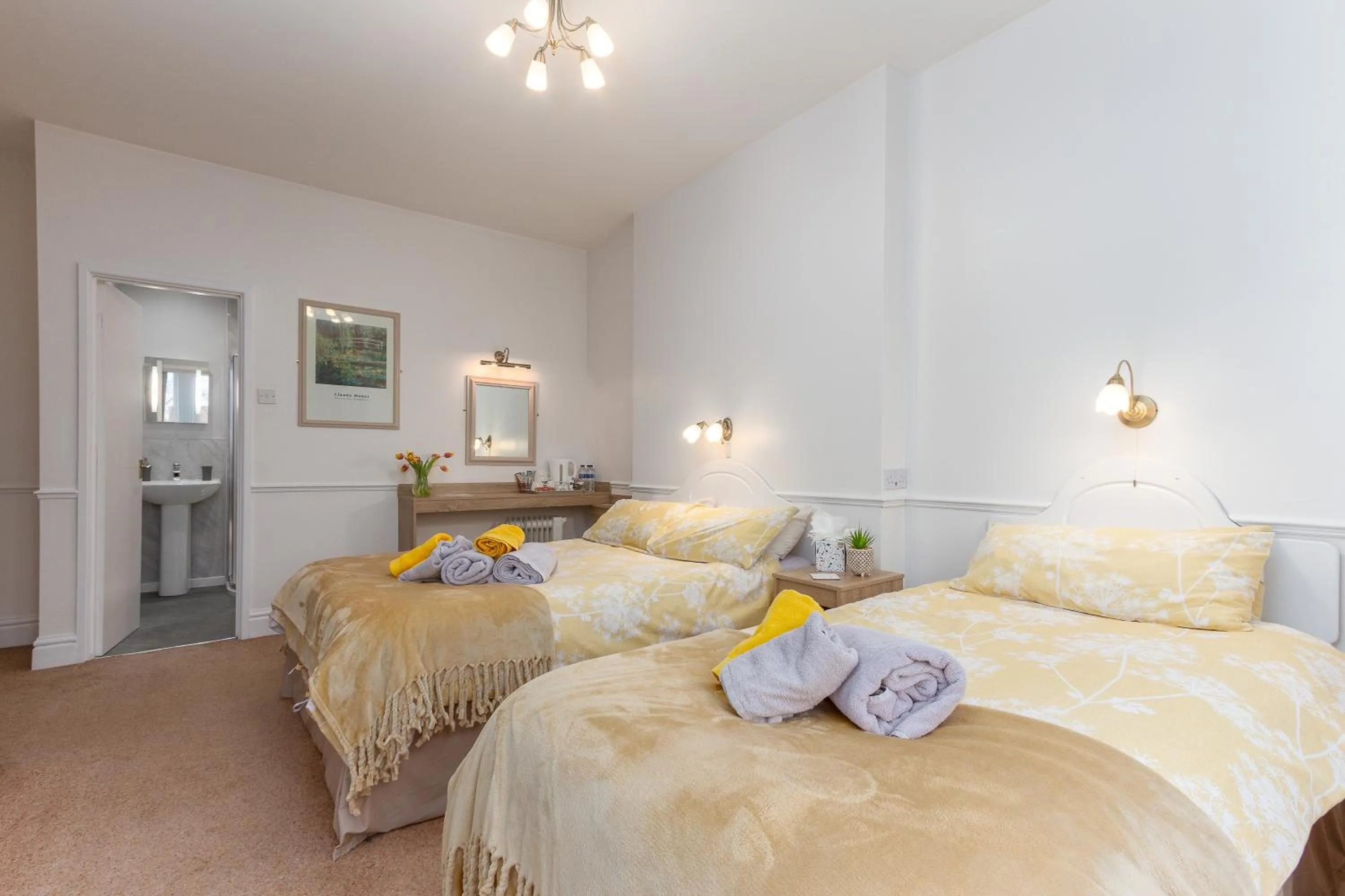 Bed in The Hollingworth