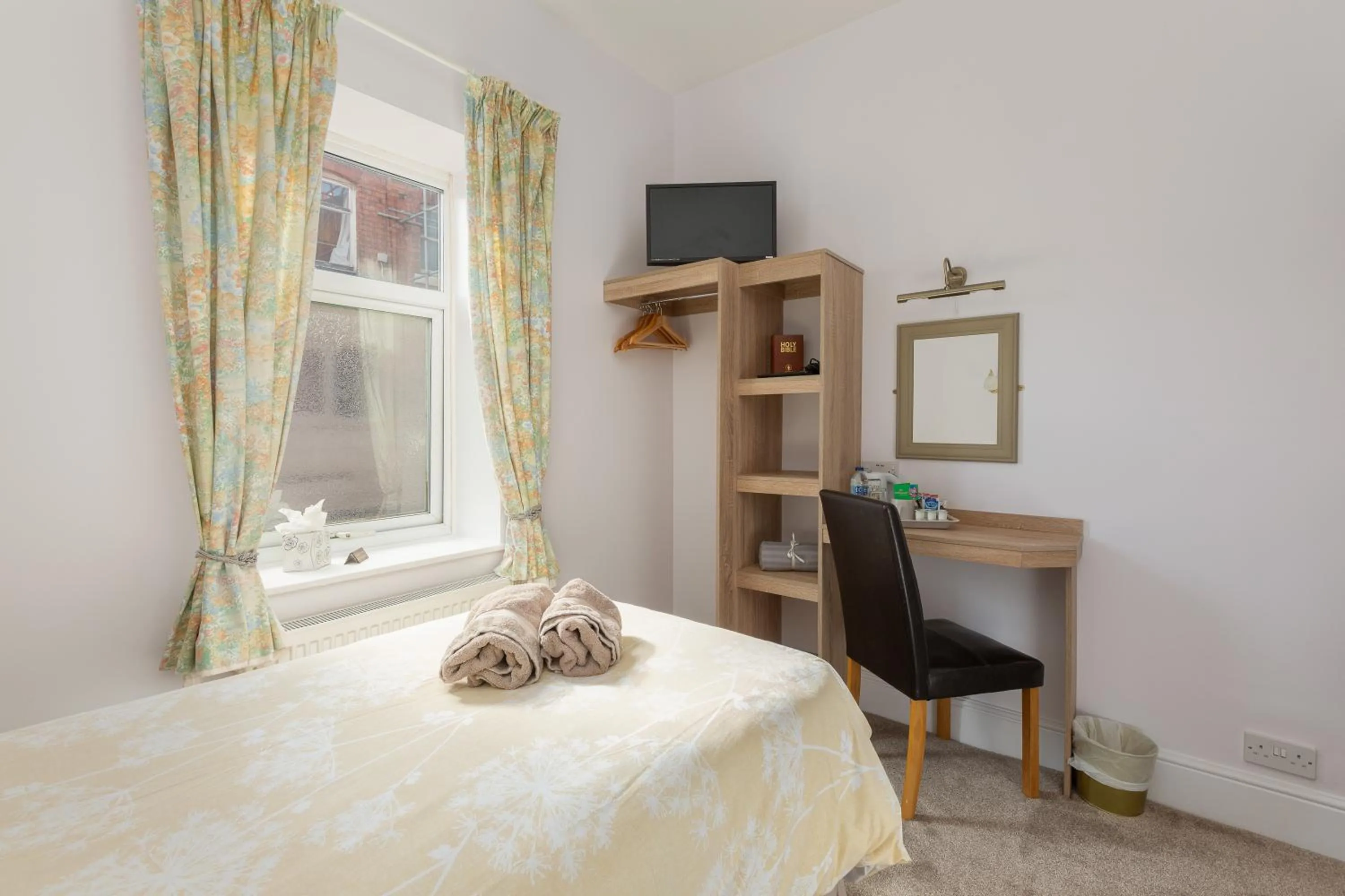 Bed in The Hollingworth