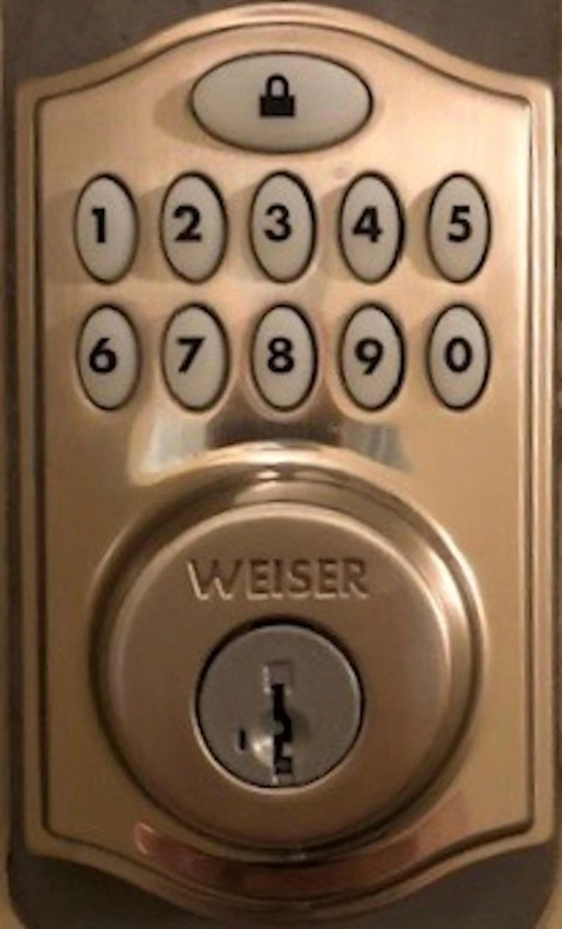 Facade/entrance in Apartment 407, Contemporary Decor