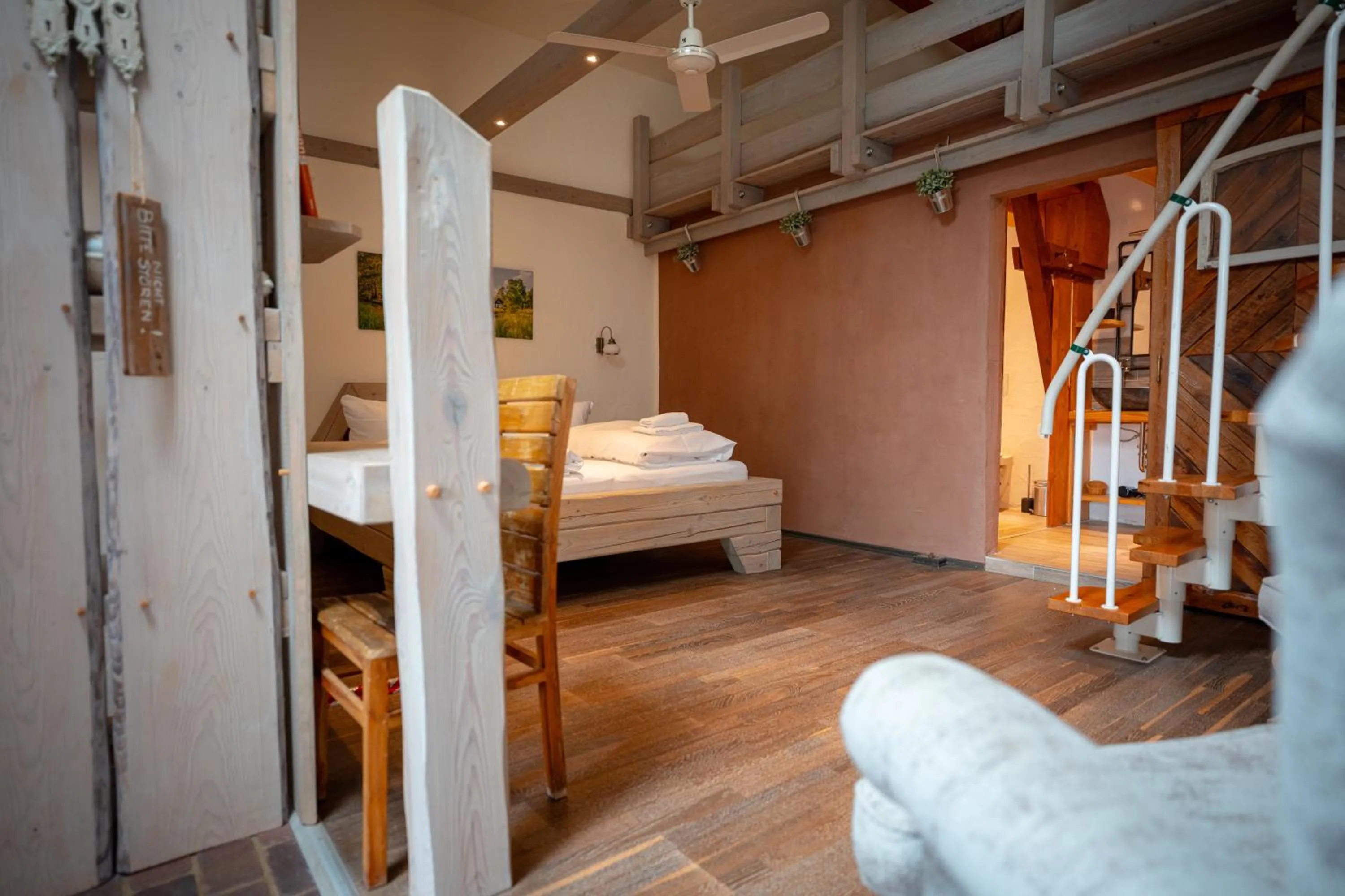Photo of the whole room, Bed in Hotel Kolonieschänke