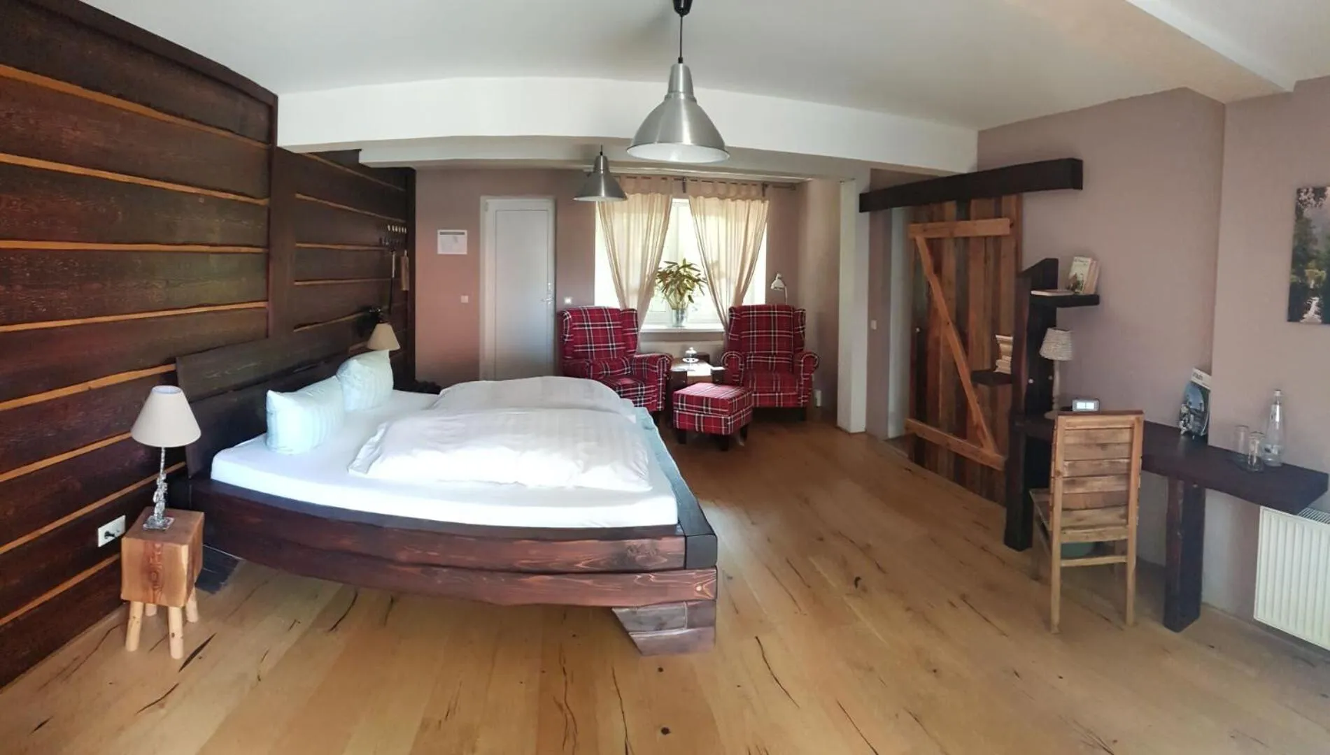 Bed in Hotel Kolonieschänke