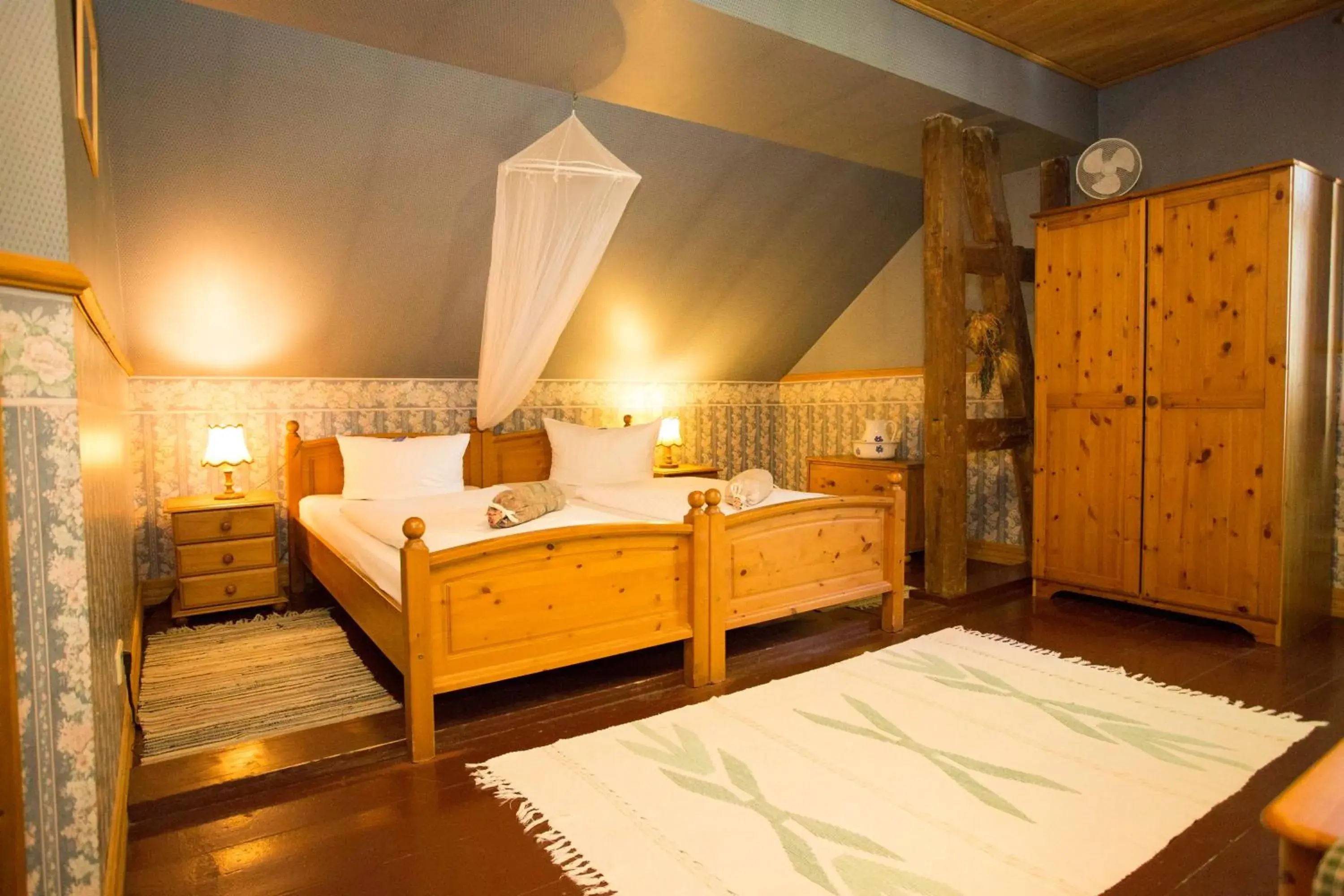 Rustic Double Room - single occupancy in Hotel Kolonieschänke Rustic Double Room - single occupancy in Hotel Kolonieschänke