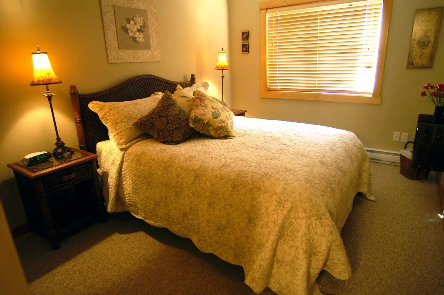 Bed in Apartment 411, Antique Heritage