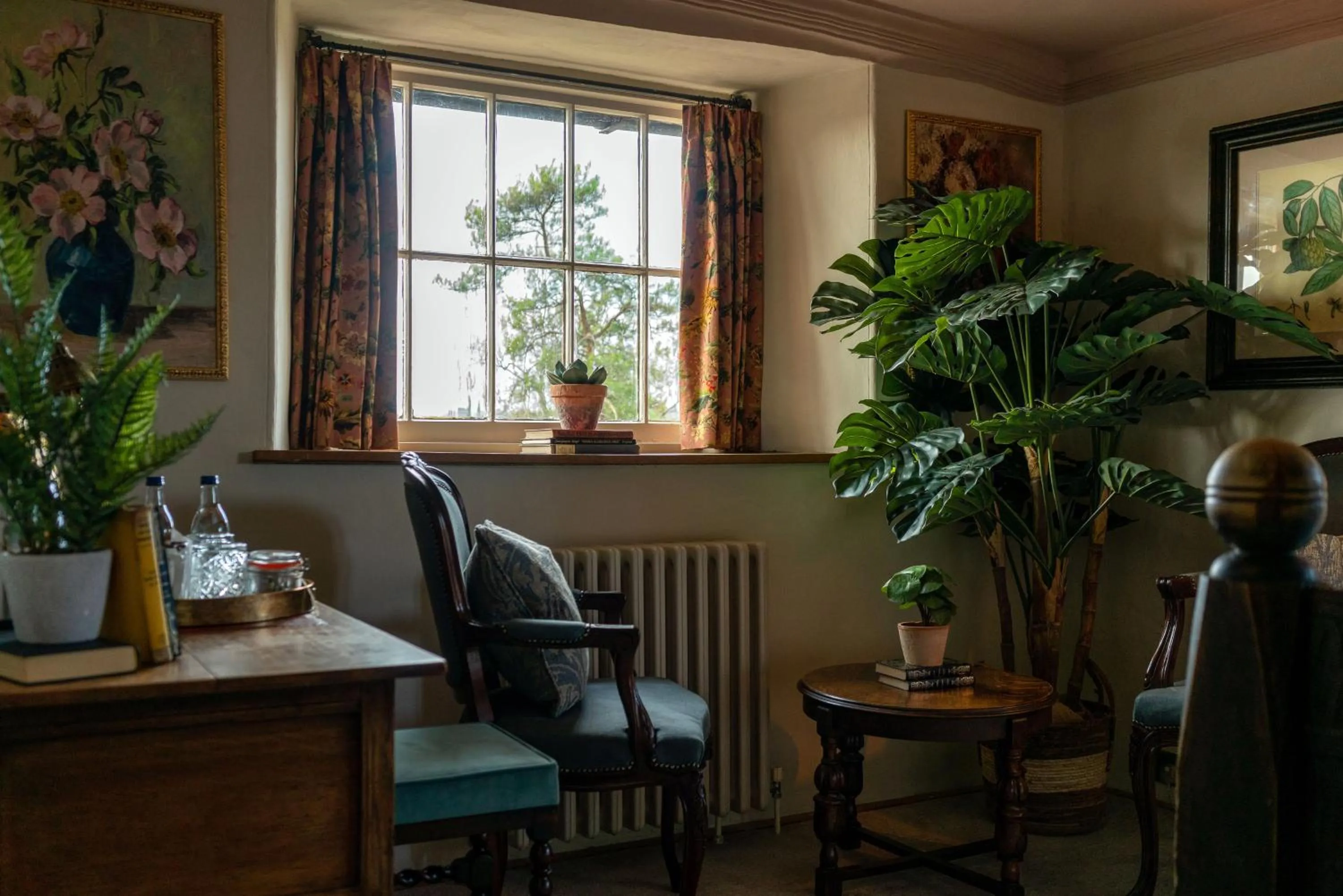 Seating area in The George Inn & Plaine