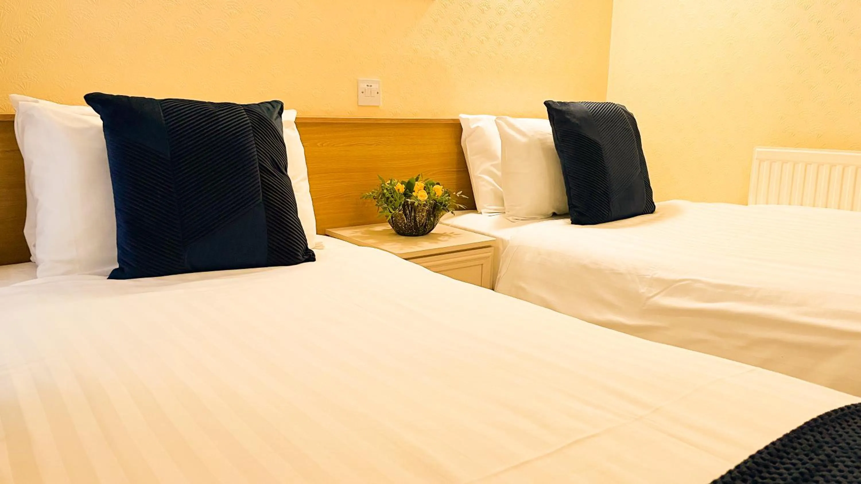 Bed in Sutcliffe Hotel