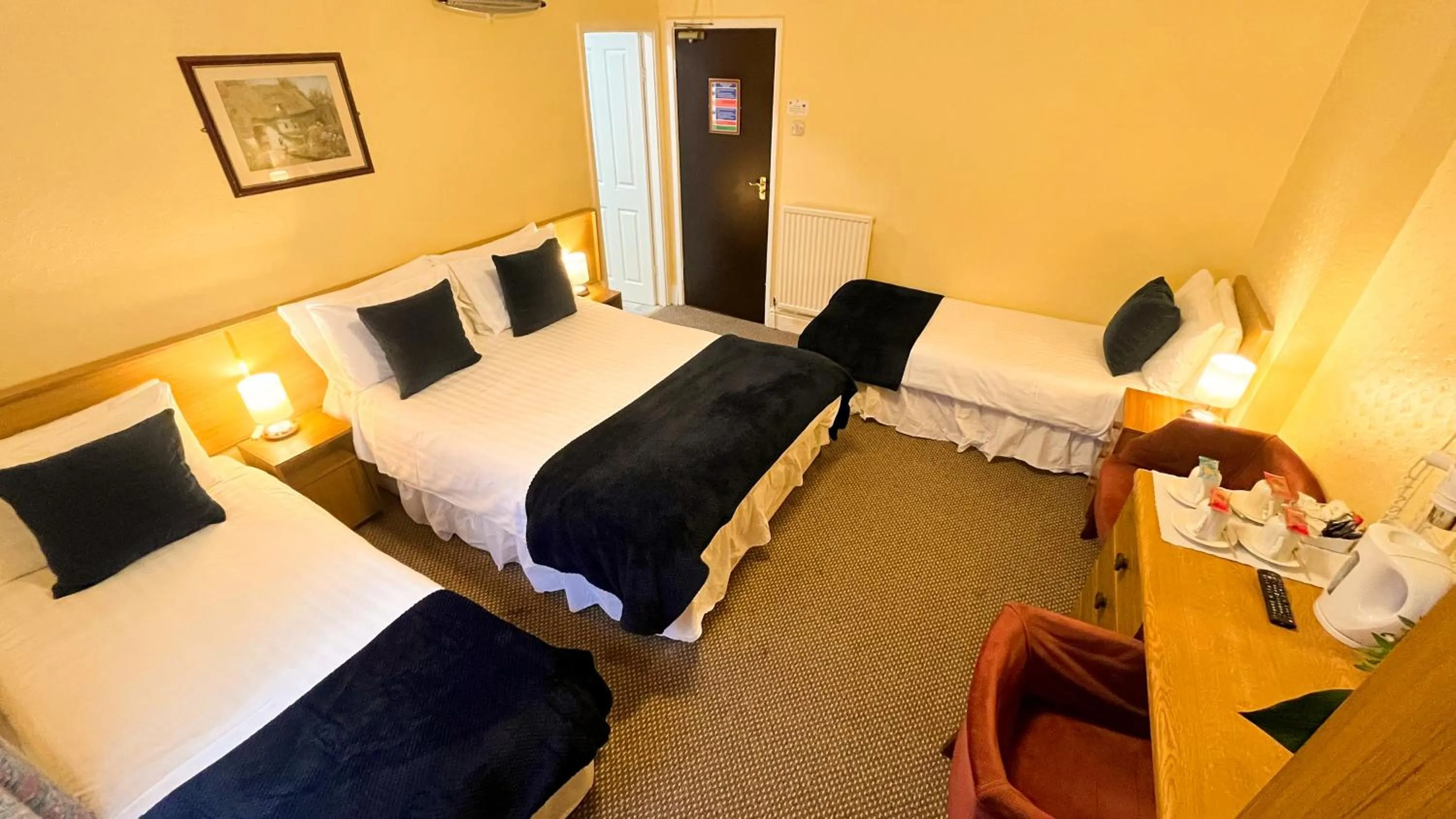 Bed in Sutcliffe Hotel