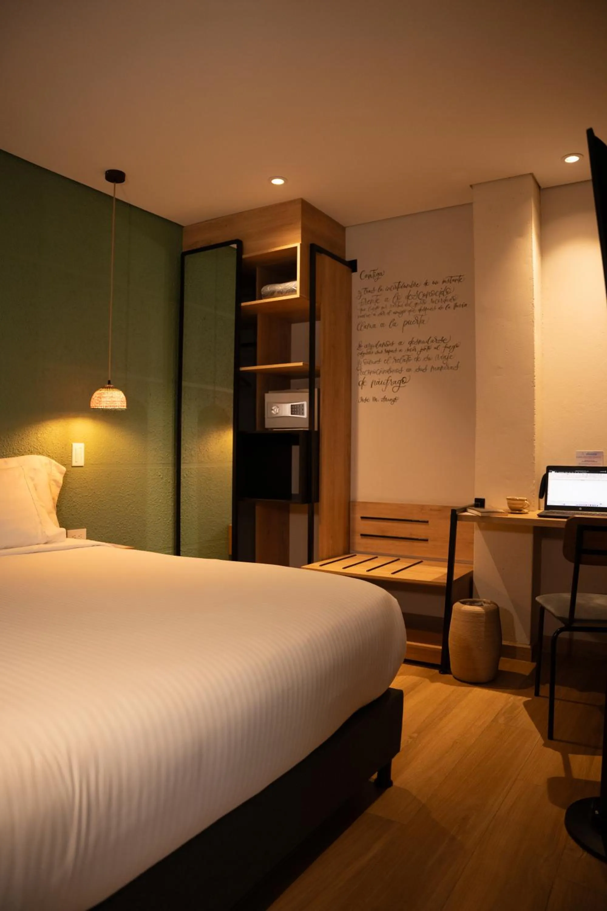 Bedroom, Bed in Casa Rose Hotel