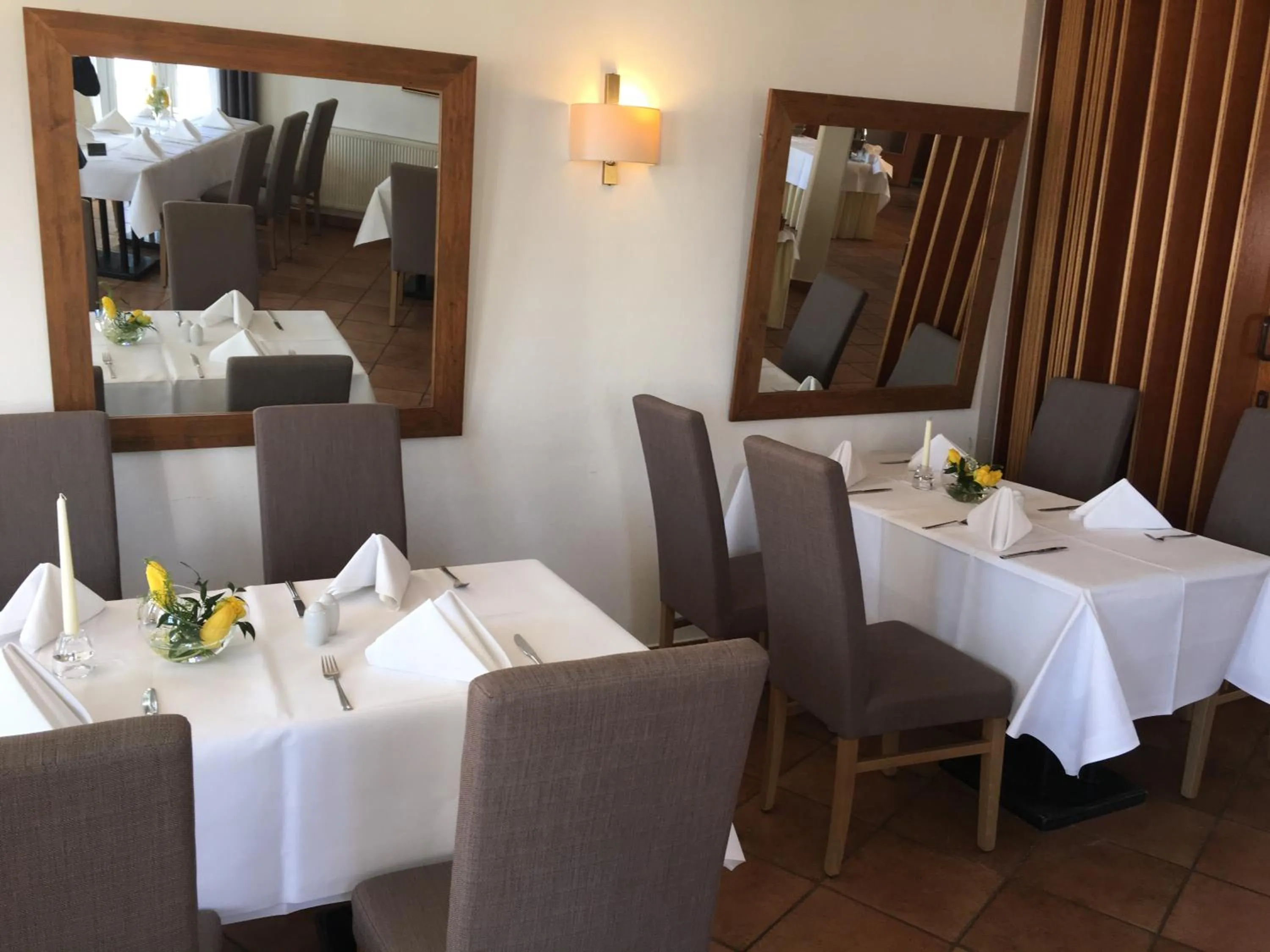 Restaurant/places to eat in Hotel Prinz Albrecht