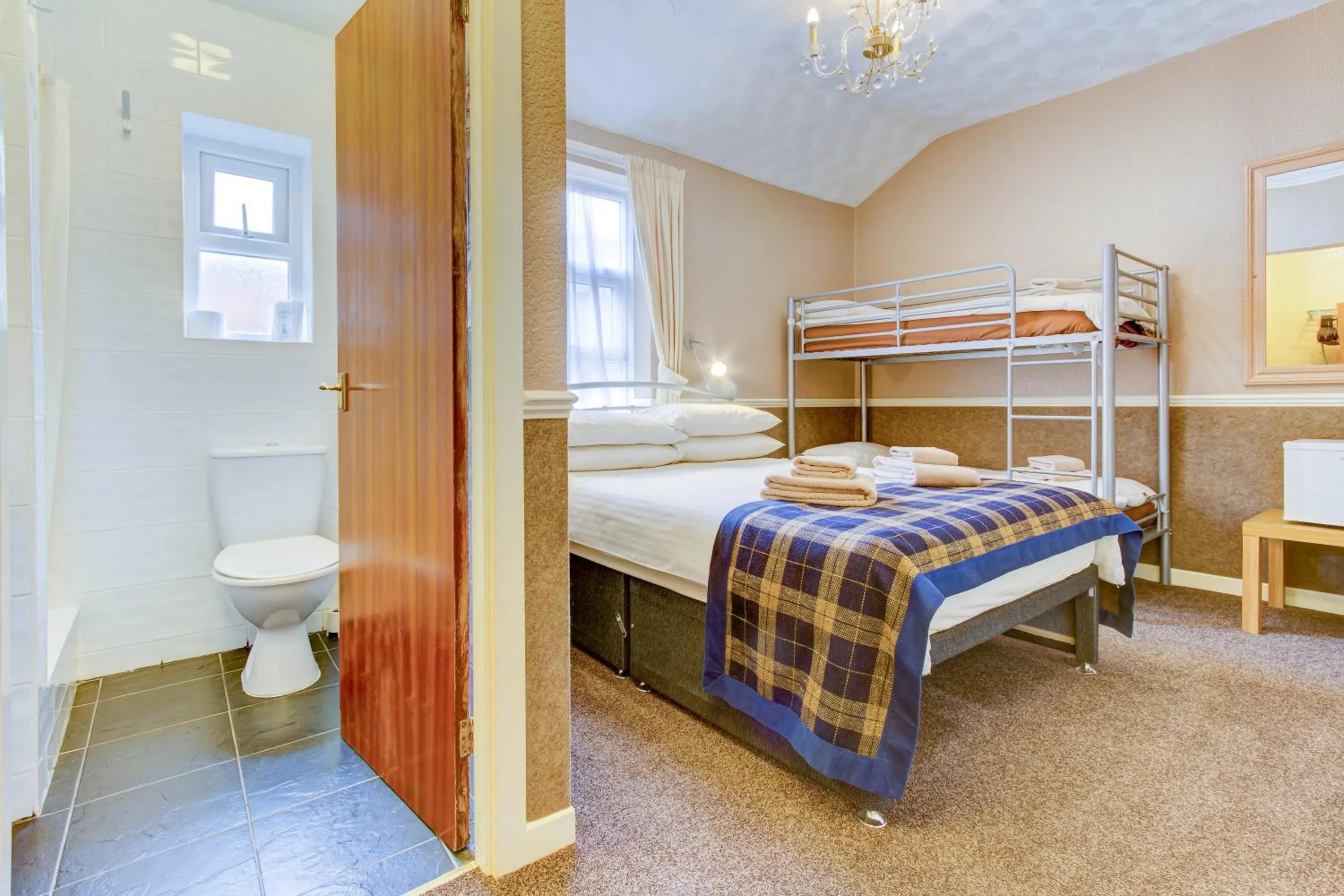 Photo of the whole room, Bed in New Brooklyn