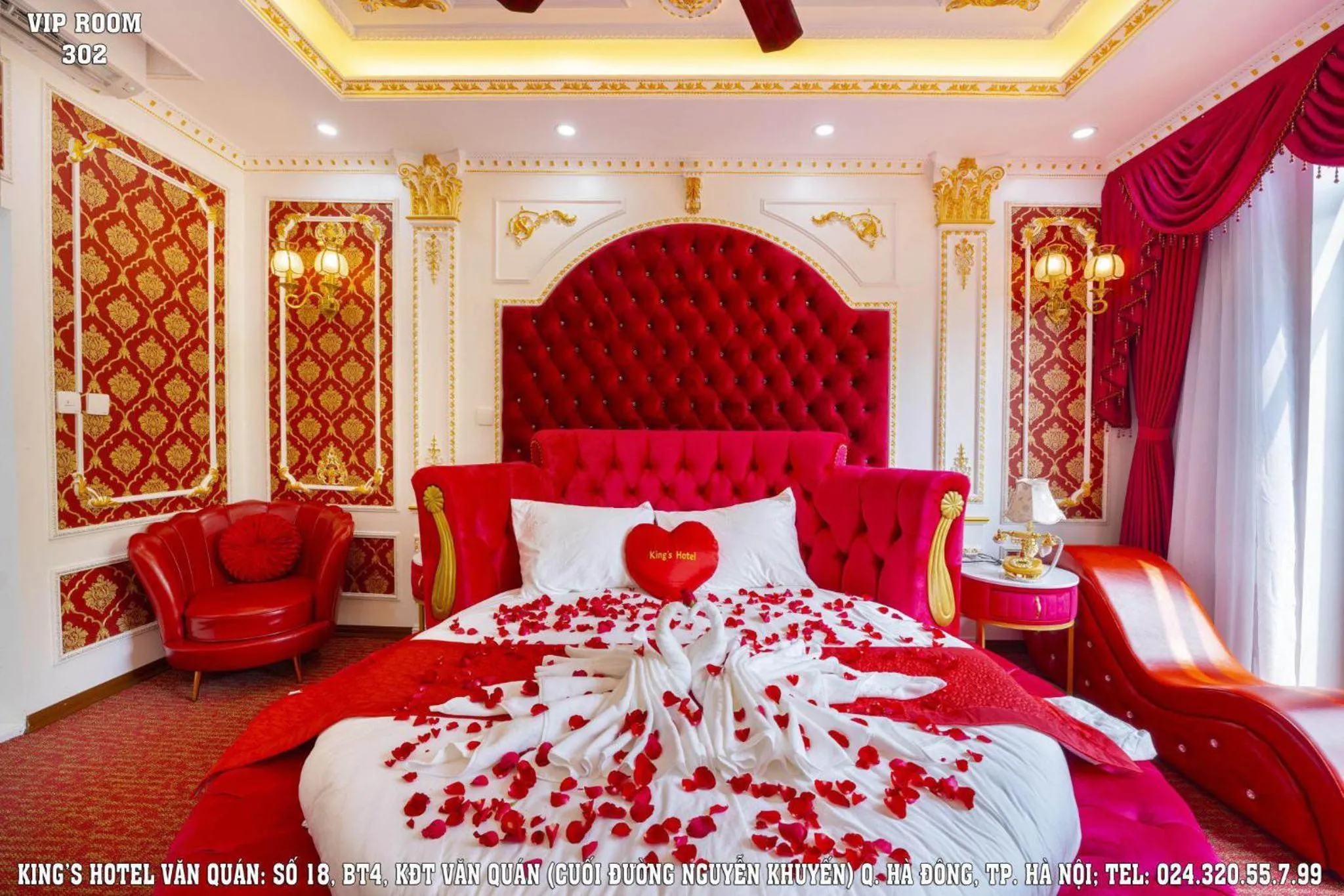 Bed in King's Hotel Văn Quán