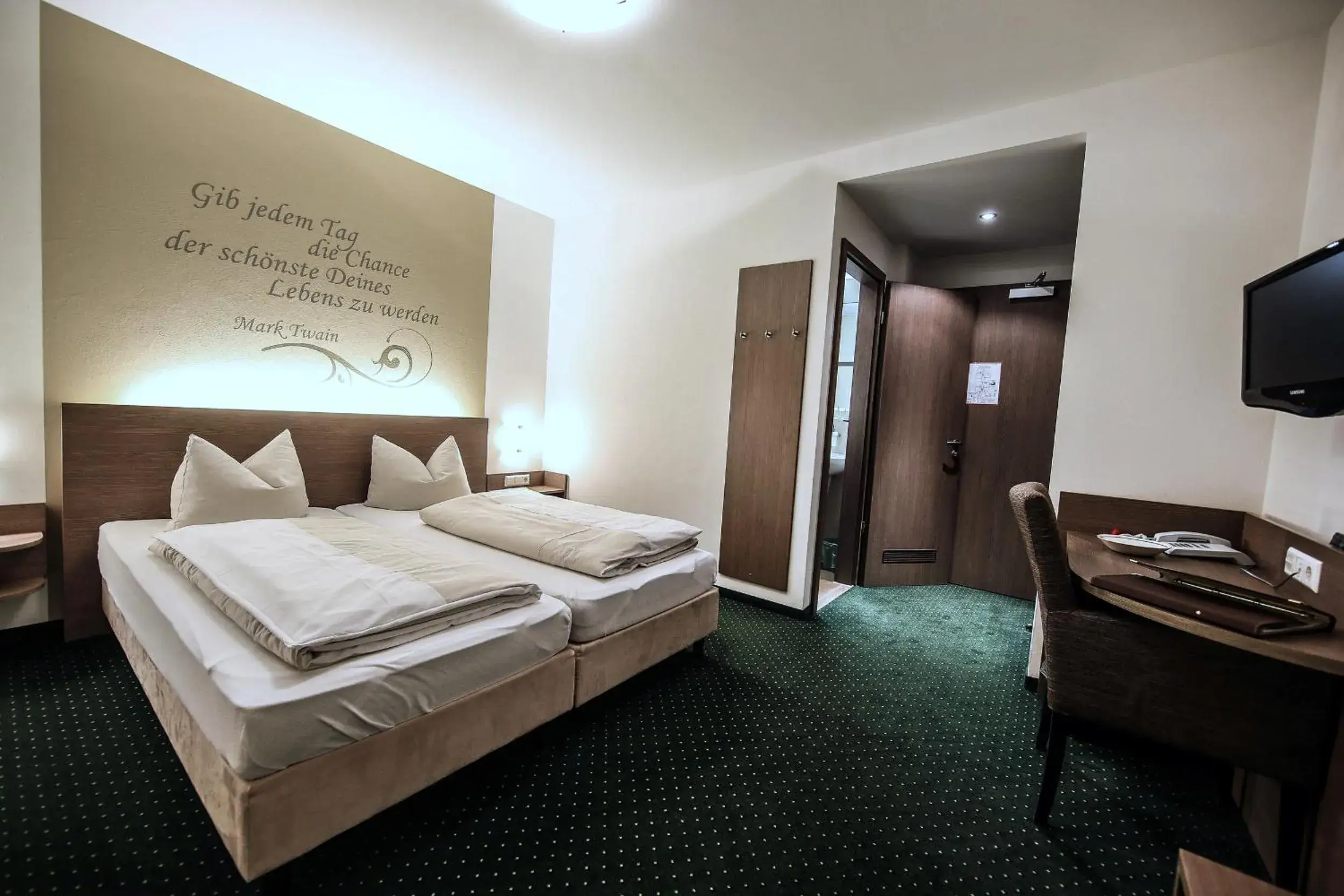 Comfort Double Room with Balcony and Elevator - single occupancy in Hotel Restaurant Schwörer Comfort Double Room with Balcony and Elevator - single occupancy in Hotel Restaurant Schwörer