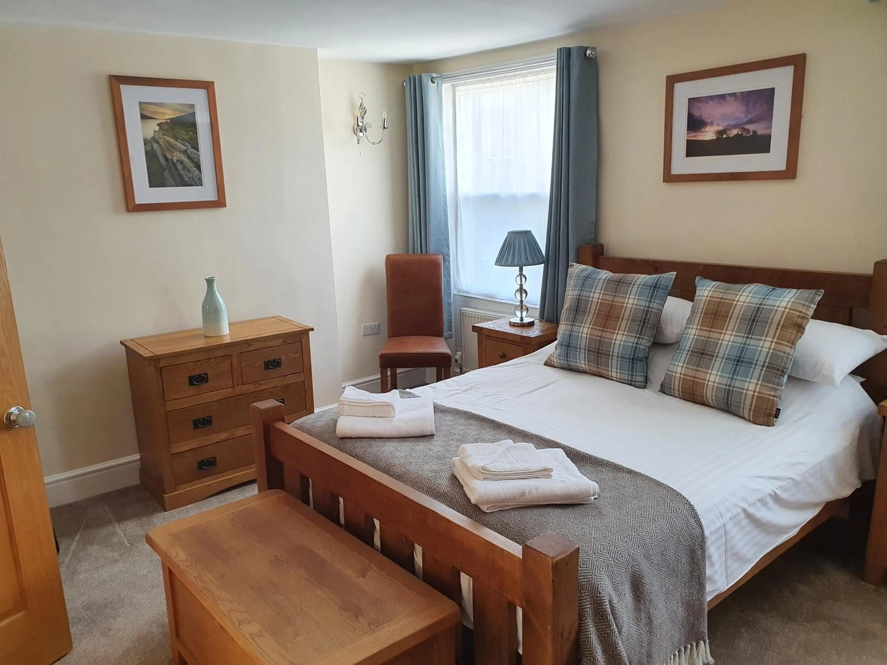 Bedroom in Ty Dre Town House