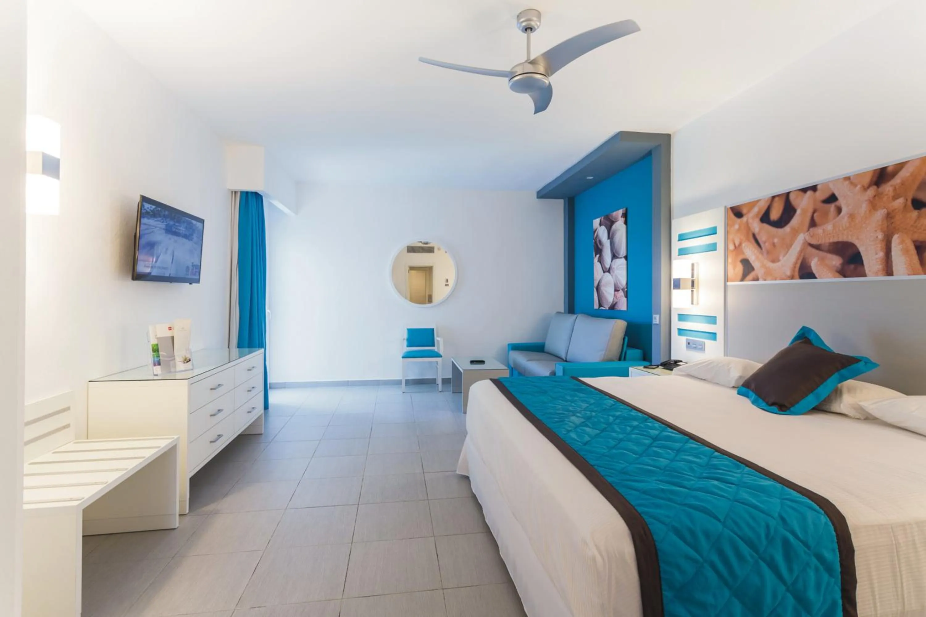 Bed in Riu Republica - Adults Only - All Inclusive