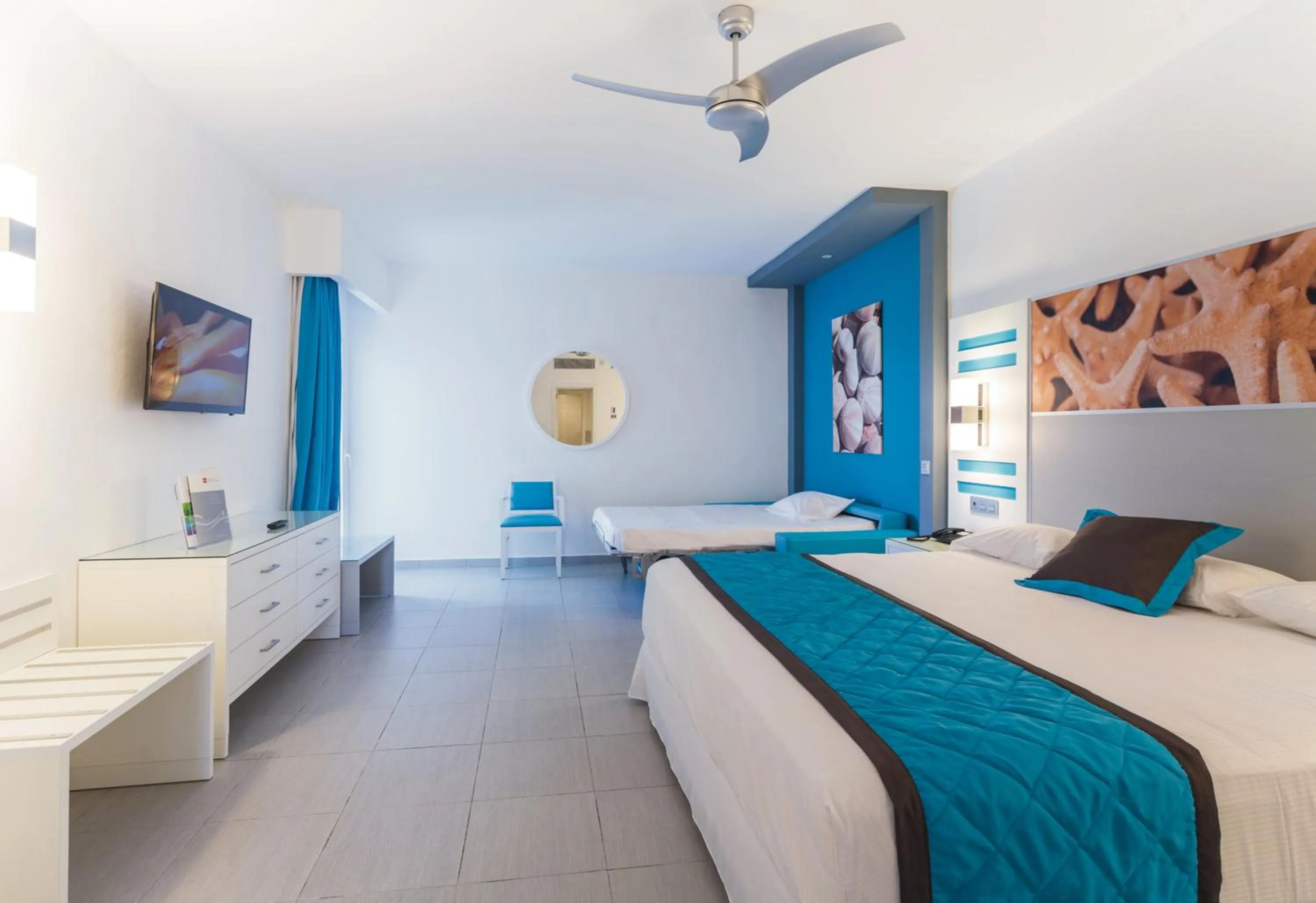 Bed in Riu Republica - Adults Only - All Inclusive